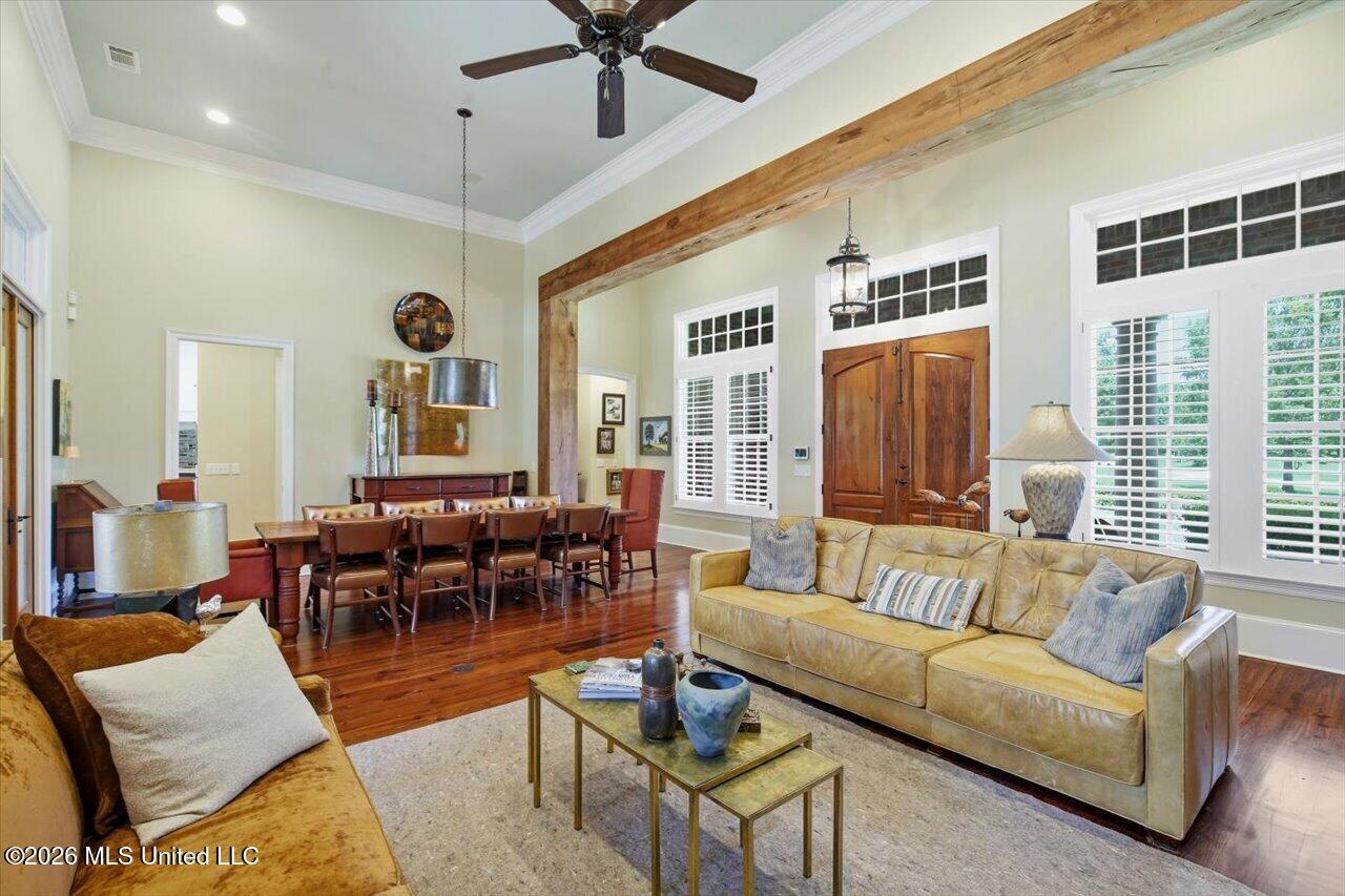 134 Lake Hill Drive Property Photo 6