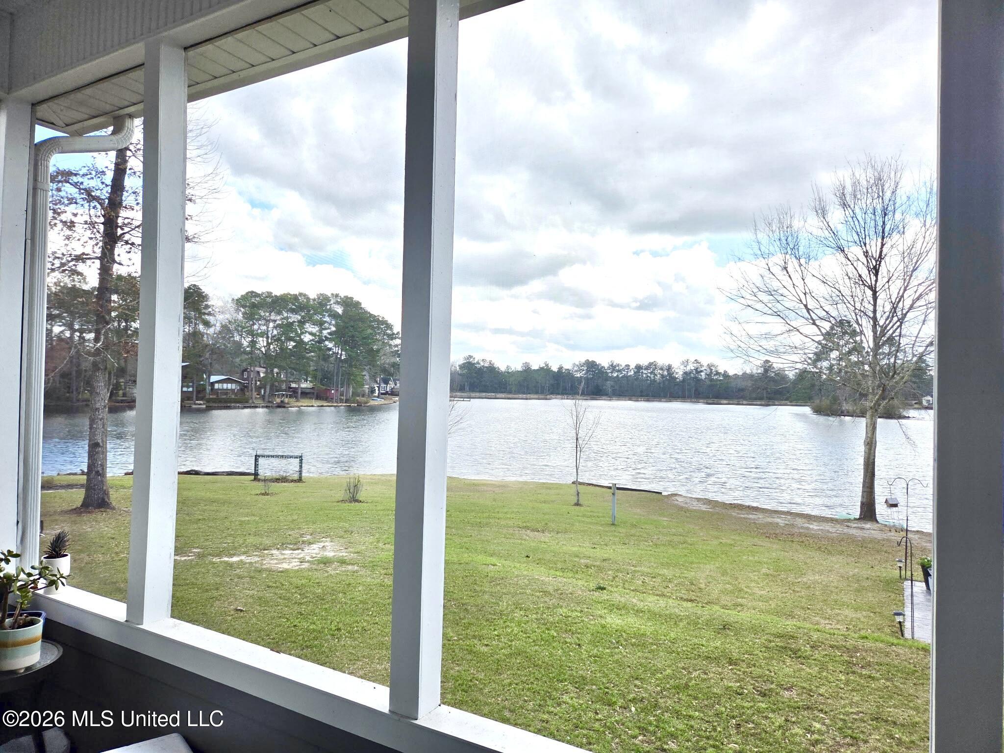 33 Scenic Point Property Photo 14