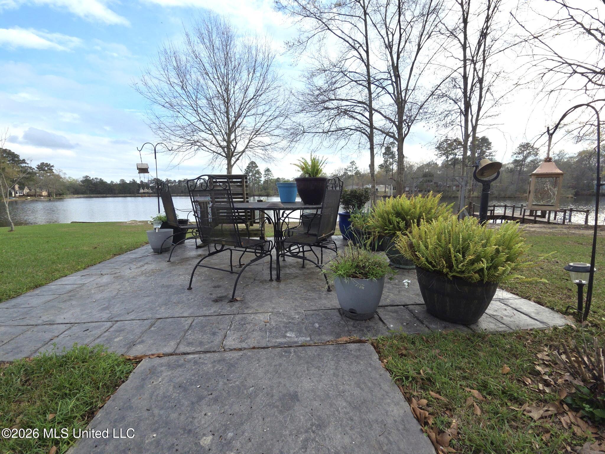 33 Scenic Point Property Photo 15