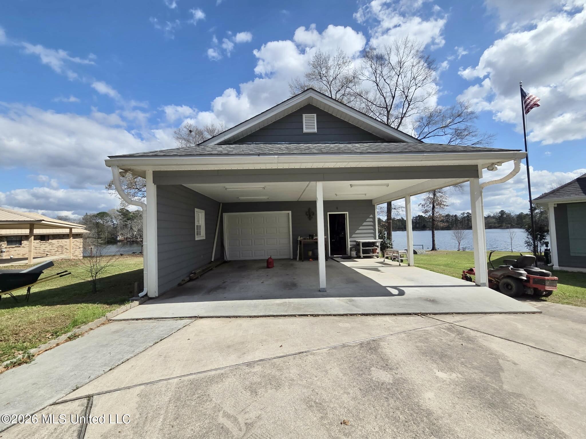 33 Scenic Point Property Photo 36
