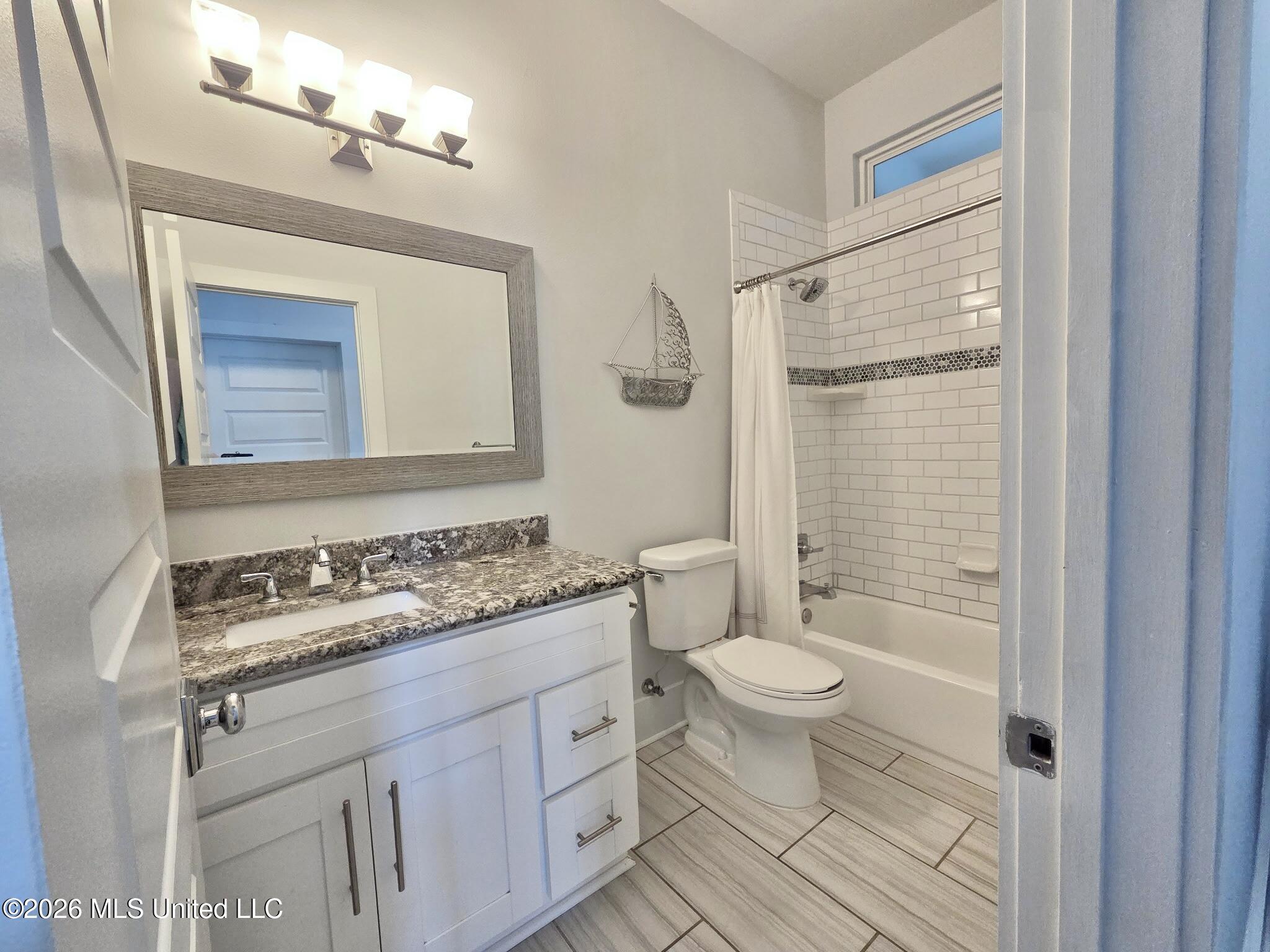 33 Scenic Point Property Photo 47