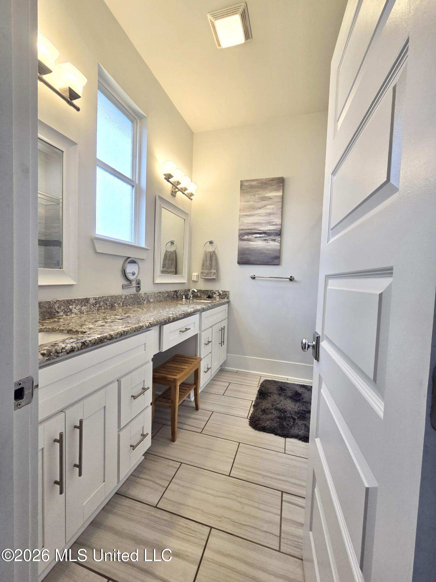 33 Scenic Point Property Photo 50