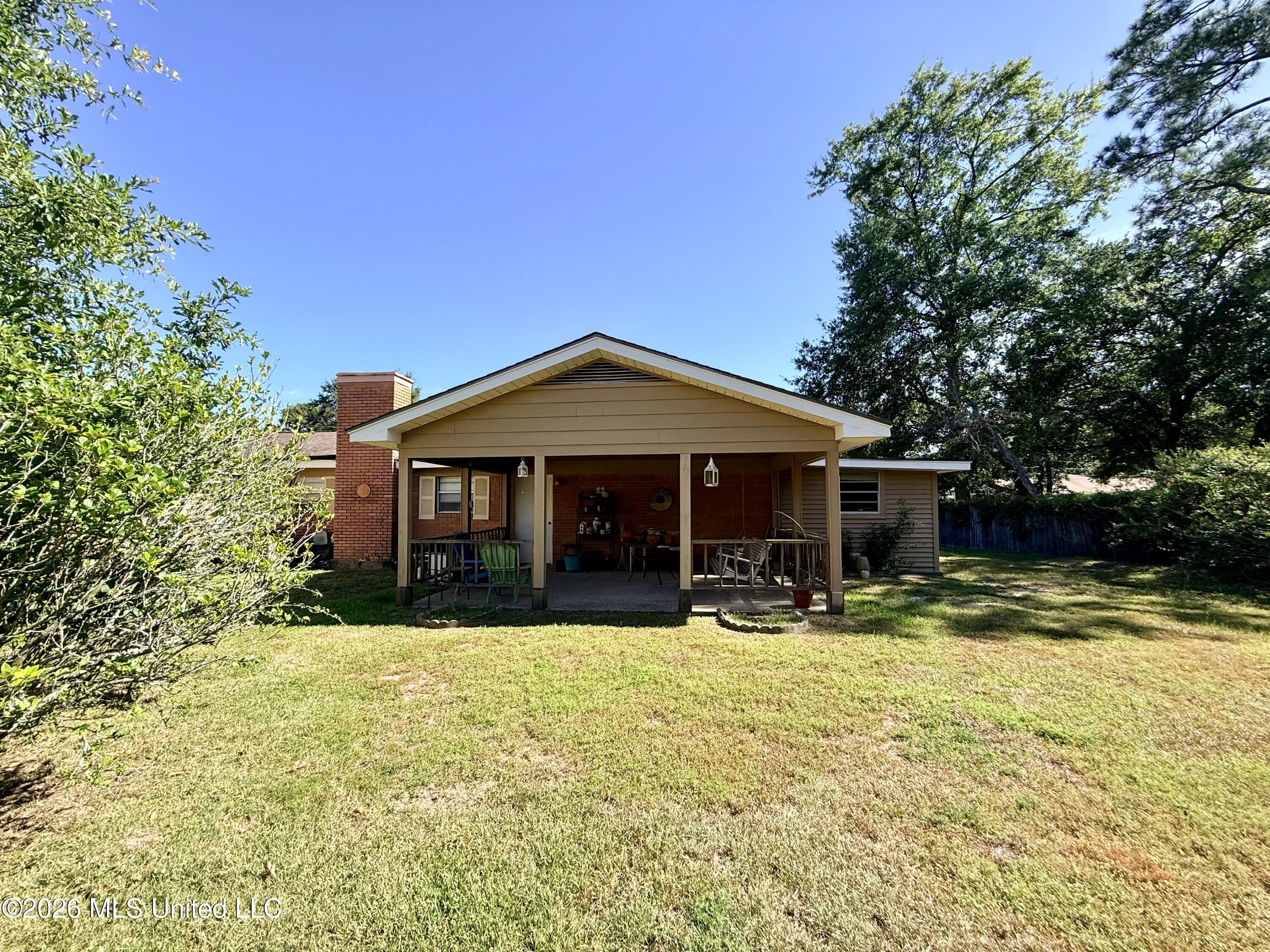 2155 Sherwood Place Property Photo 23