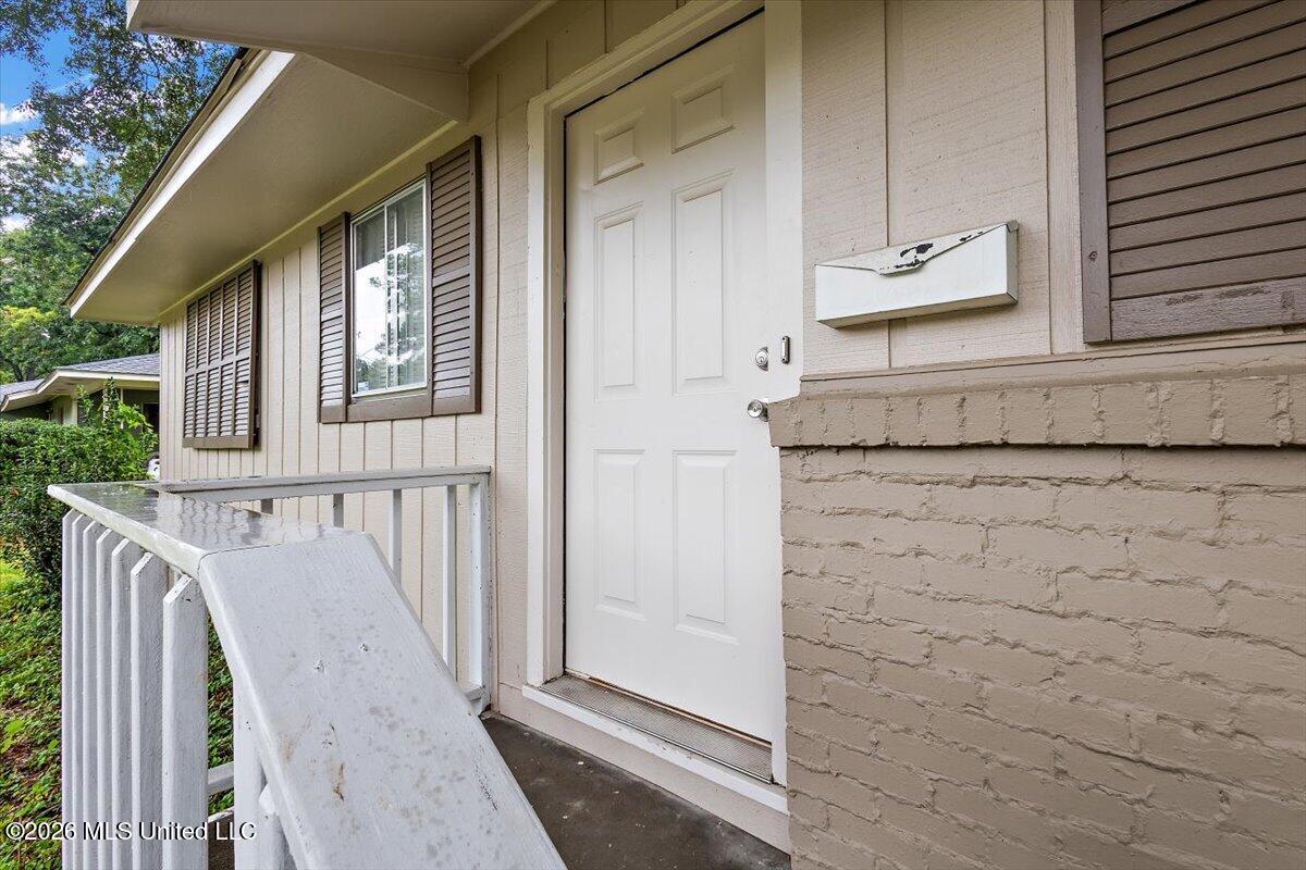 1431 Sheffield Drive Property Photo 4