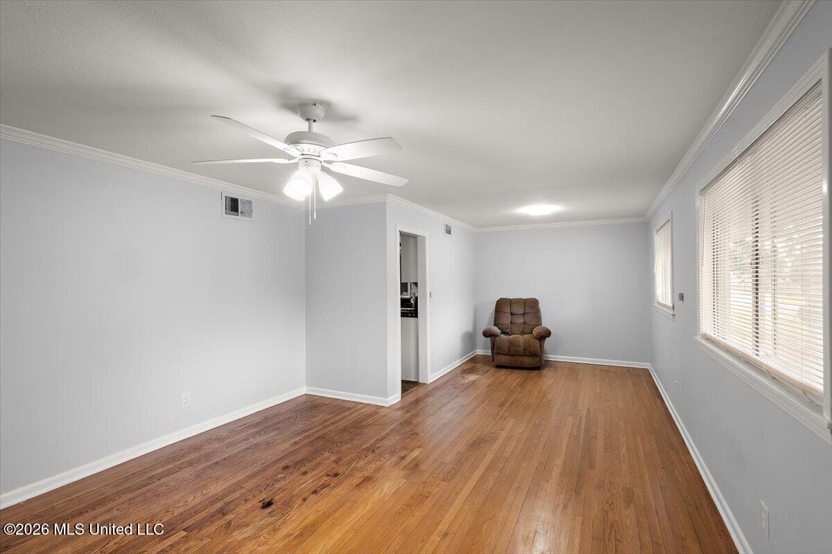 1431 Sheffield Drive Property Photo 6