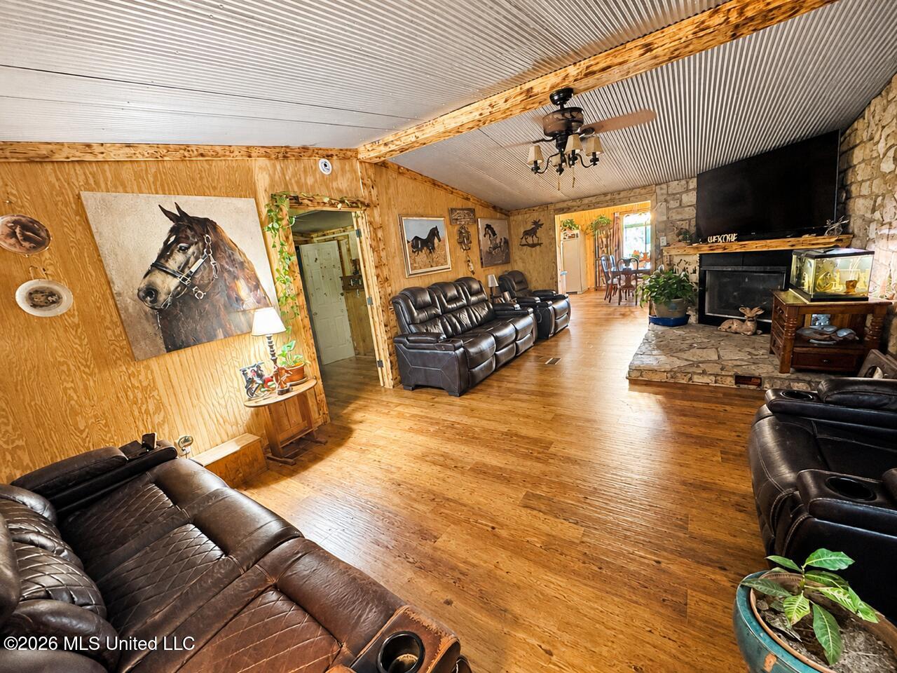 147 Humphrey Road Property Photo 4