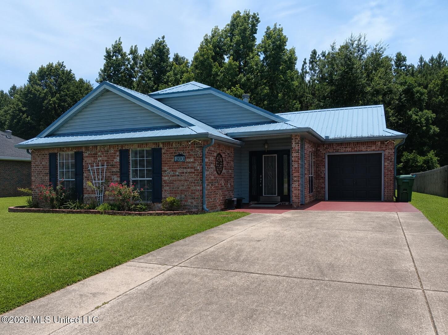 200 Teddy Lane Property Photo 1