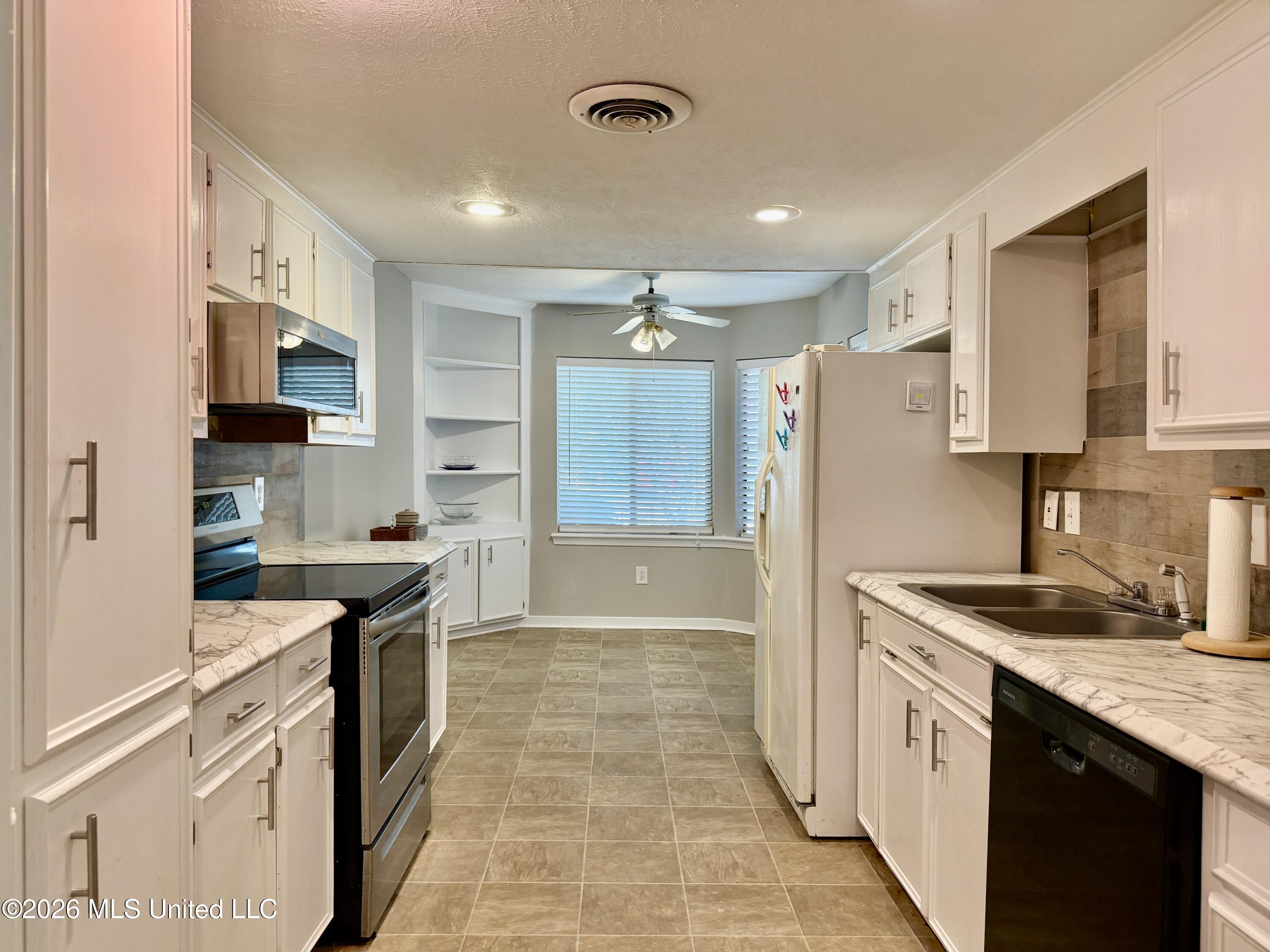 59 Shore Drive Property Photo 16