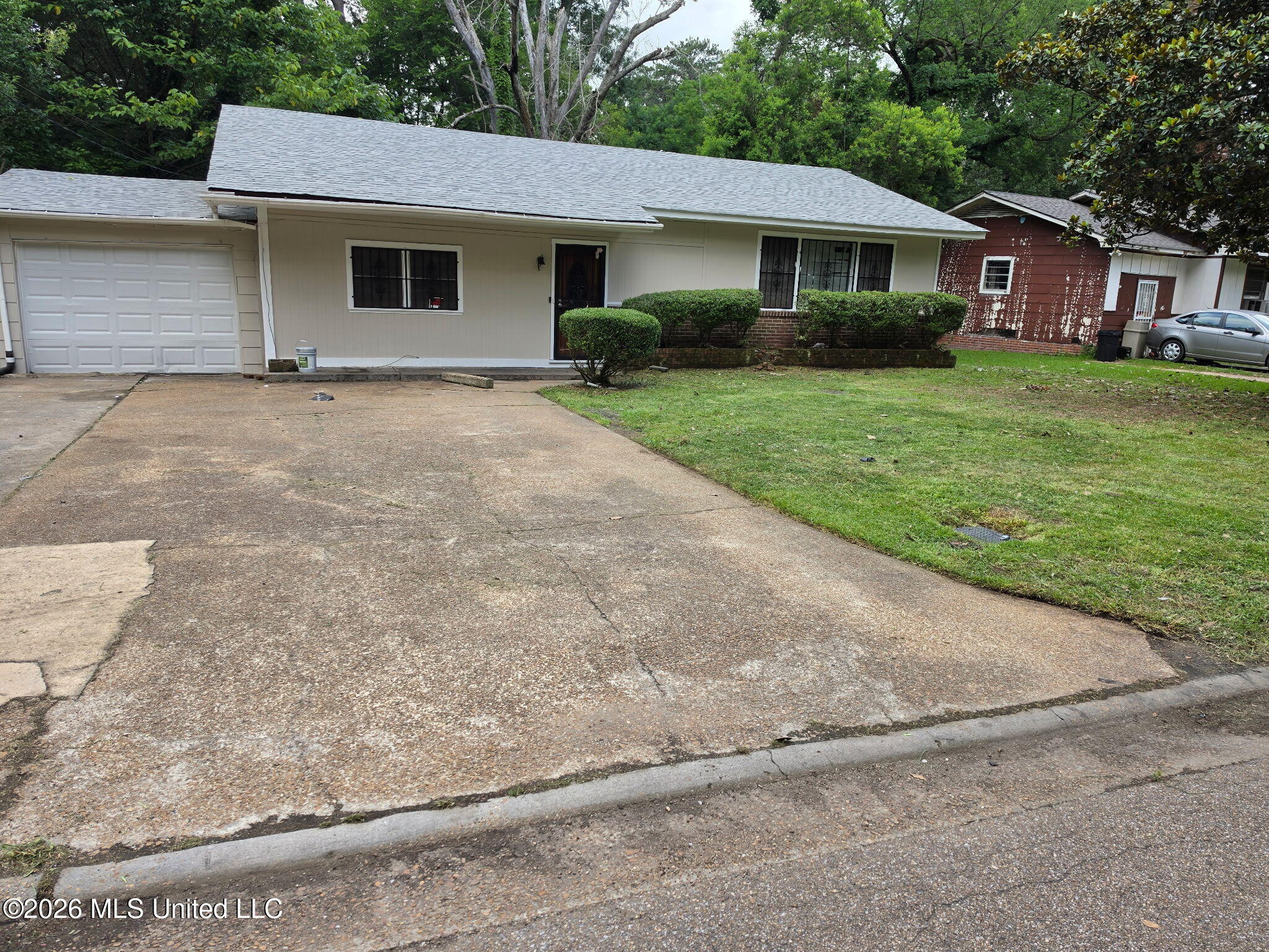 4211 Meadowlane Drive Property Photo 1
