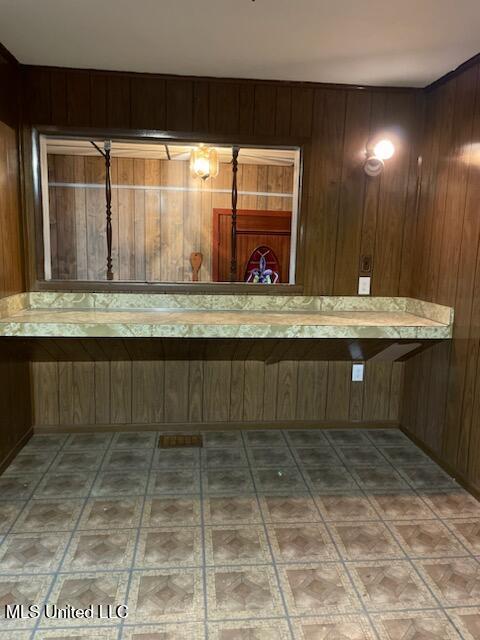 4211 Meadowlane Drive Property Photo 5