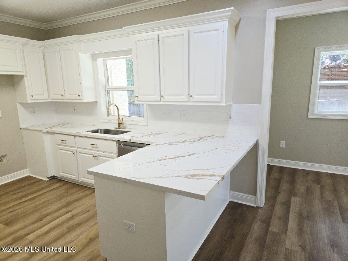 609 Kinsington Court Property Photo 10