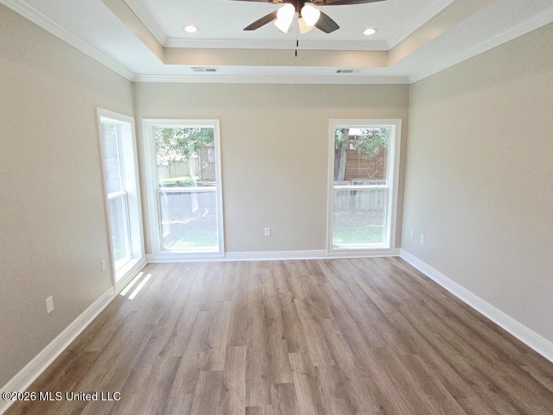 609 Kinsington Court Property Photo 20