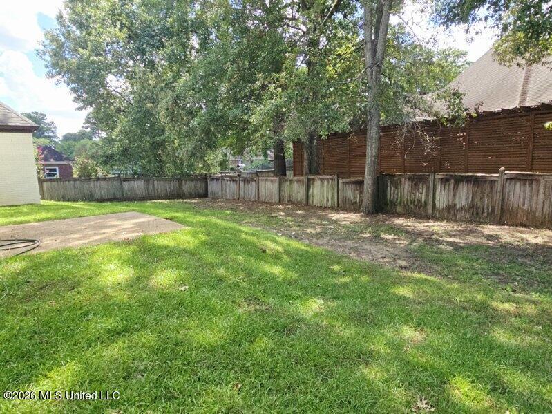 609 Kinsington Court Property Photo 41