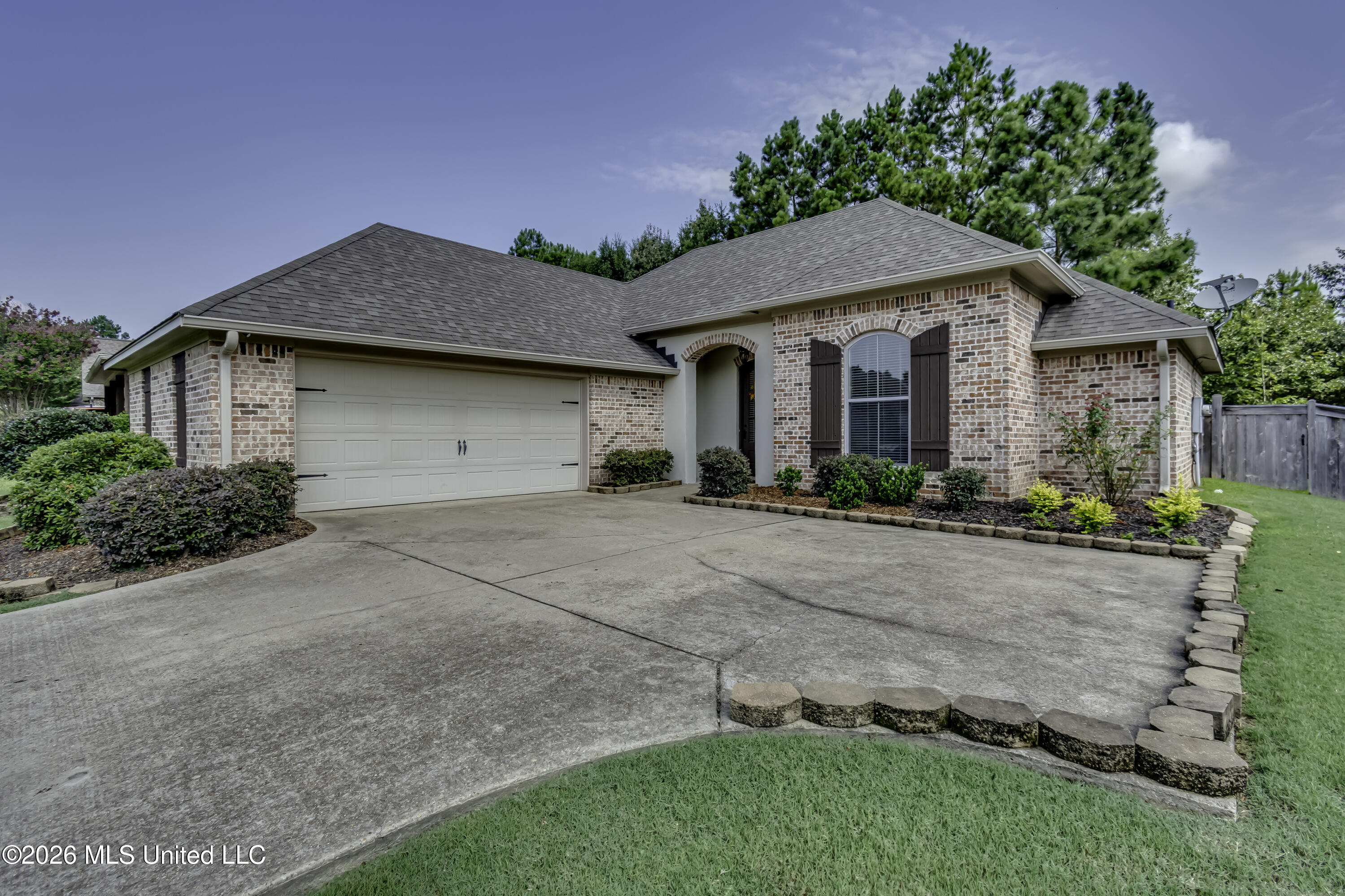 511 Willow Valley Circle Property Photo 2
