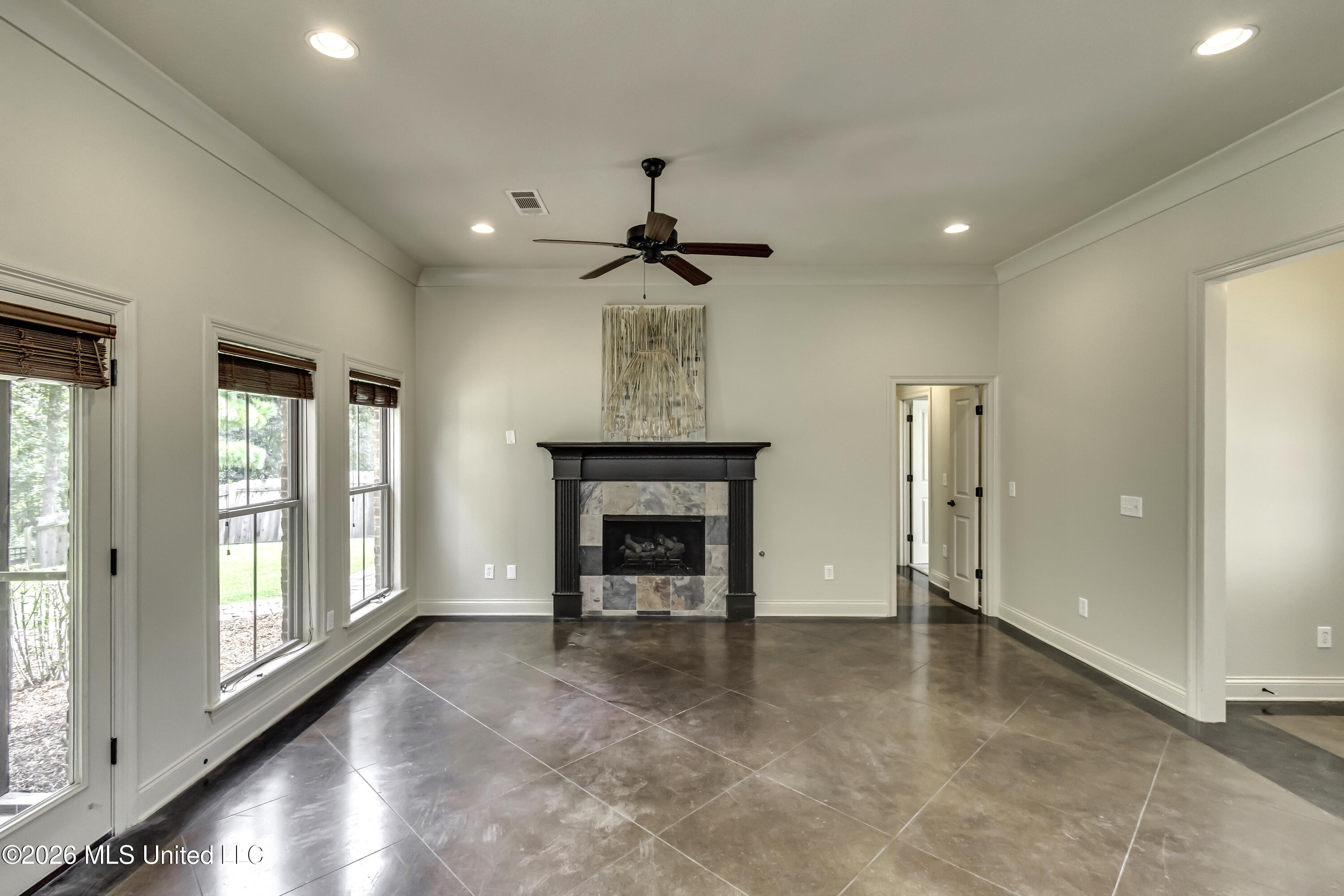 511 Willow Valley Circle Property Photo 12