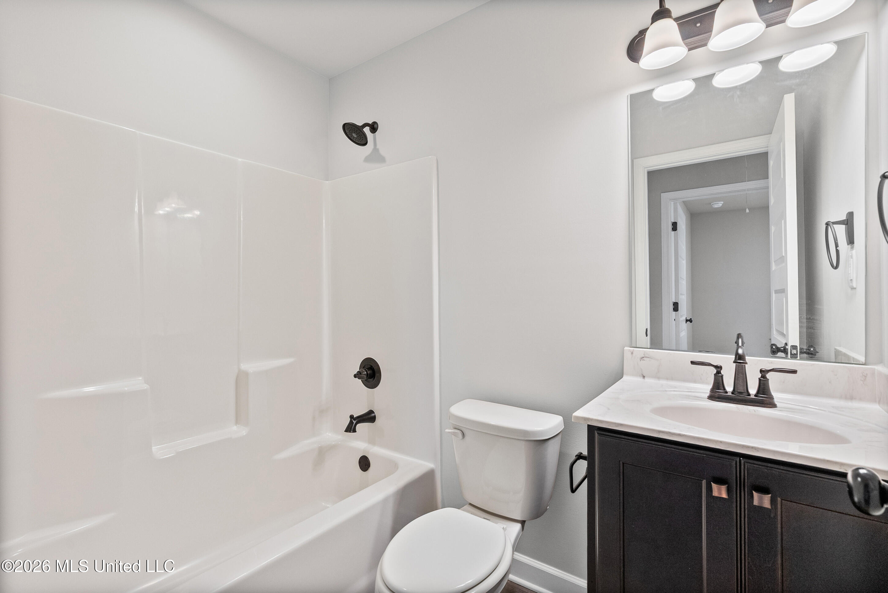 2570 Dela Drive Property Photo 14