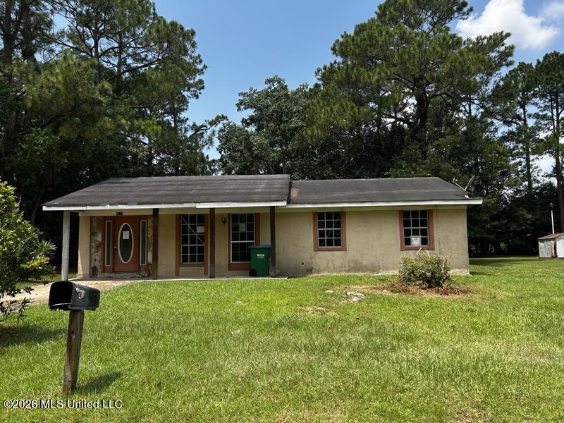 4118 Washington Drive Property Photo 1