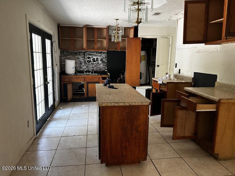 4118 Washington Drive Property Photo 5
