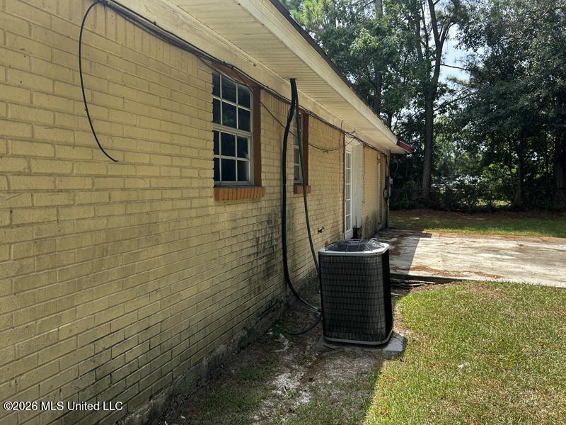 4118 Washington Drive Property Photo 13