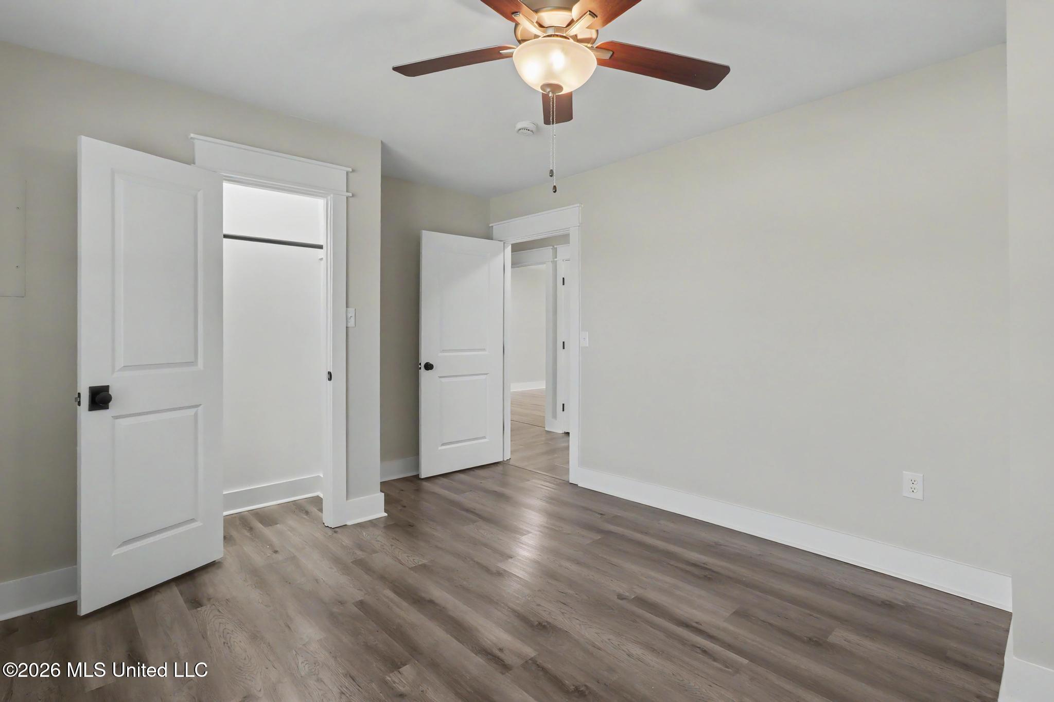 13963 Washington Avenue Property Photo 17