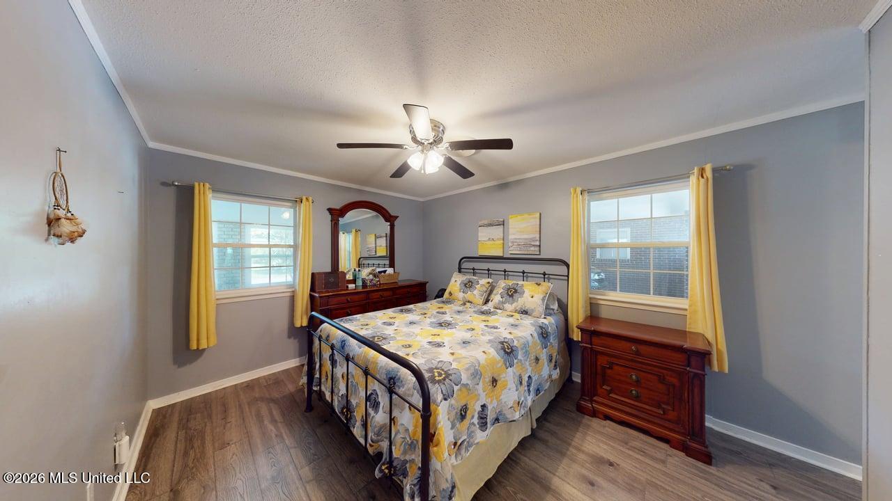 2210 Popp's Ferry Road Property Photo 11
