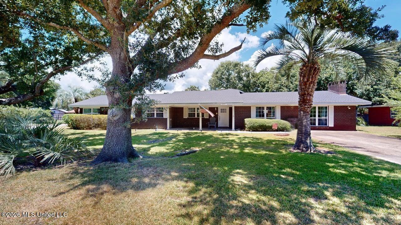 2210 Popp's Ferry Road Property Photo 28