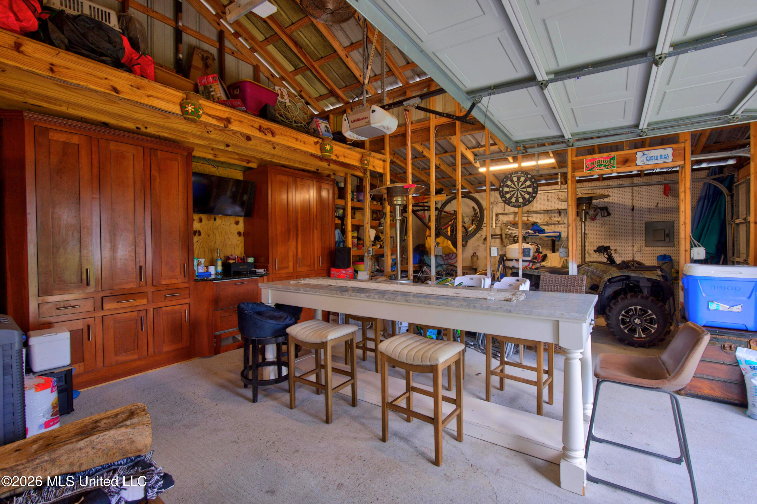 1200 College Street Property Photo 46