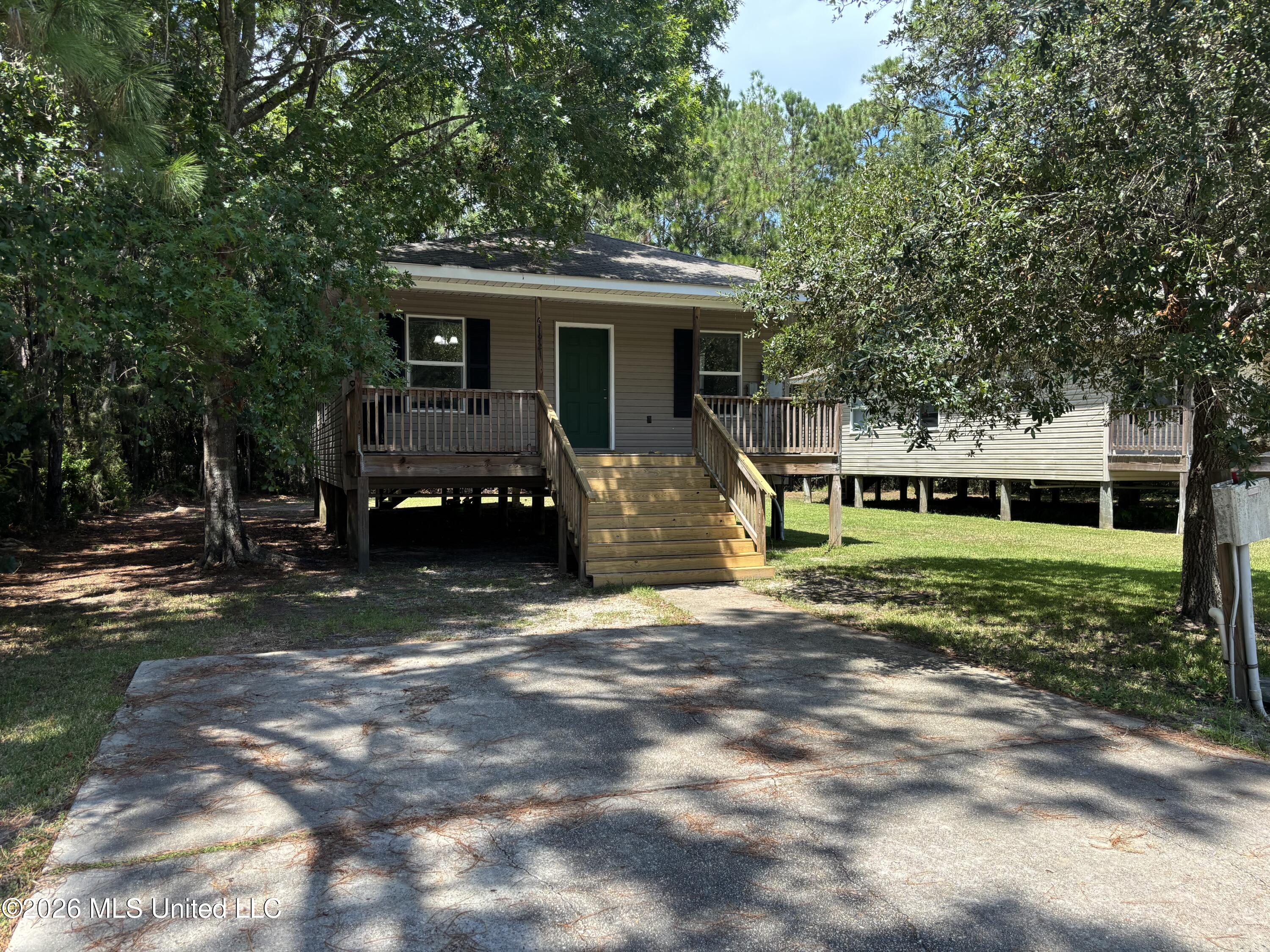 6192 E Ridley Street Property Photo 2