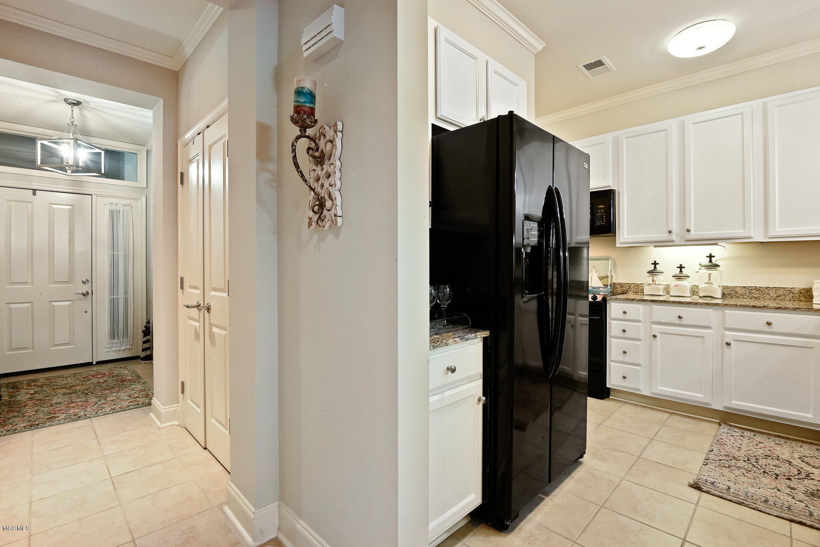 1100 W Beach Boulevard Property Photo 7