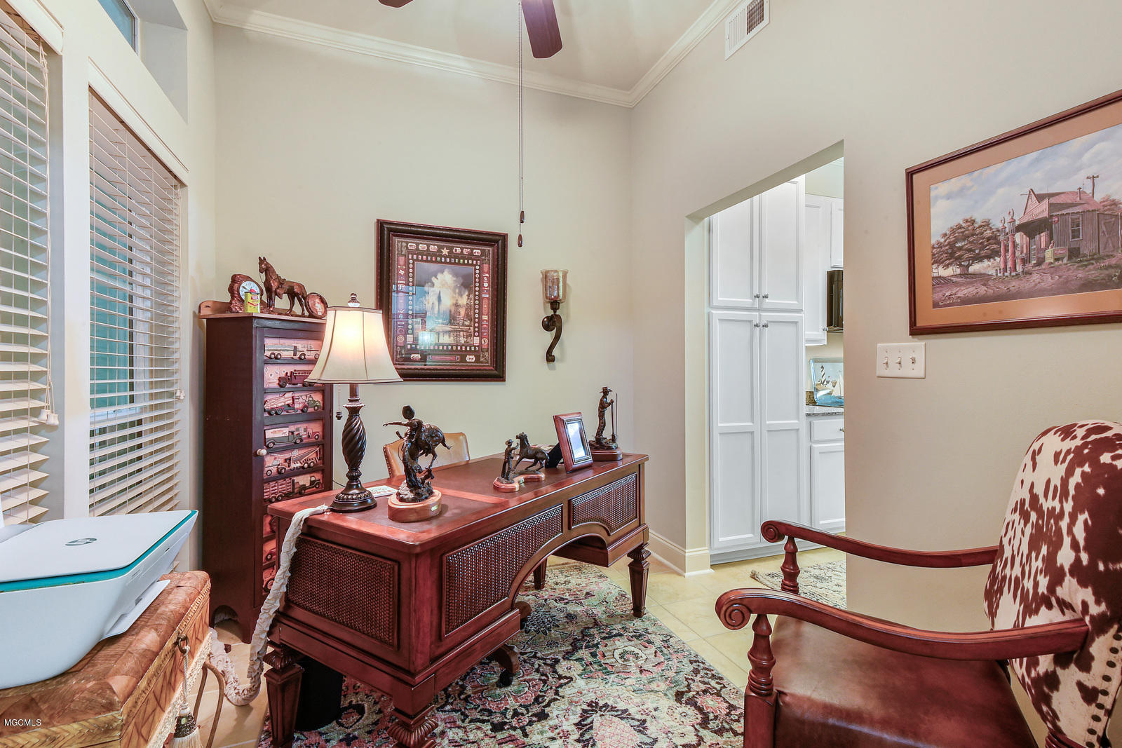 1100 W Beach Boulevard Property Photo 10