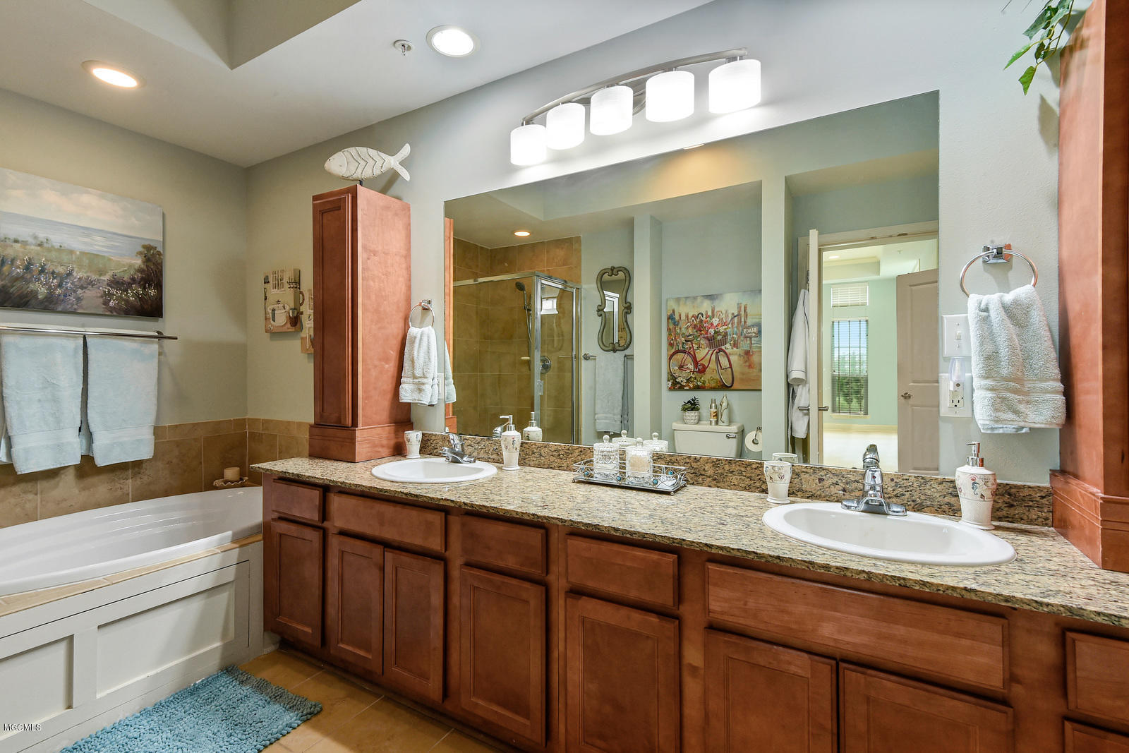 1100 W Beach Boulevard Property Photo 12
