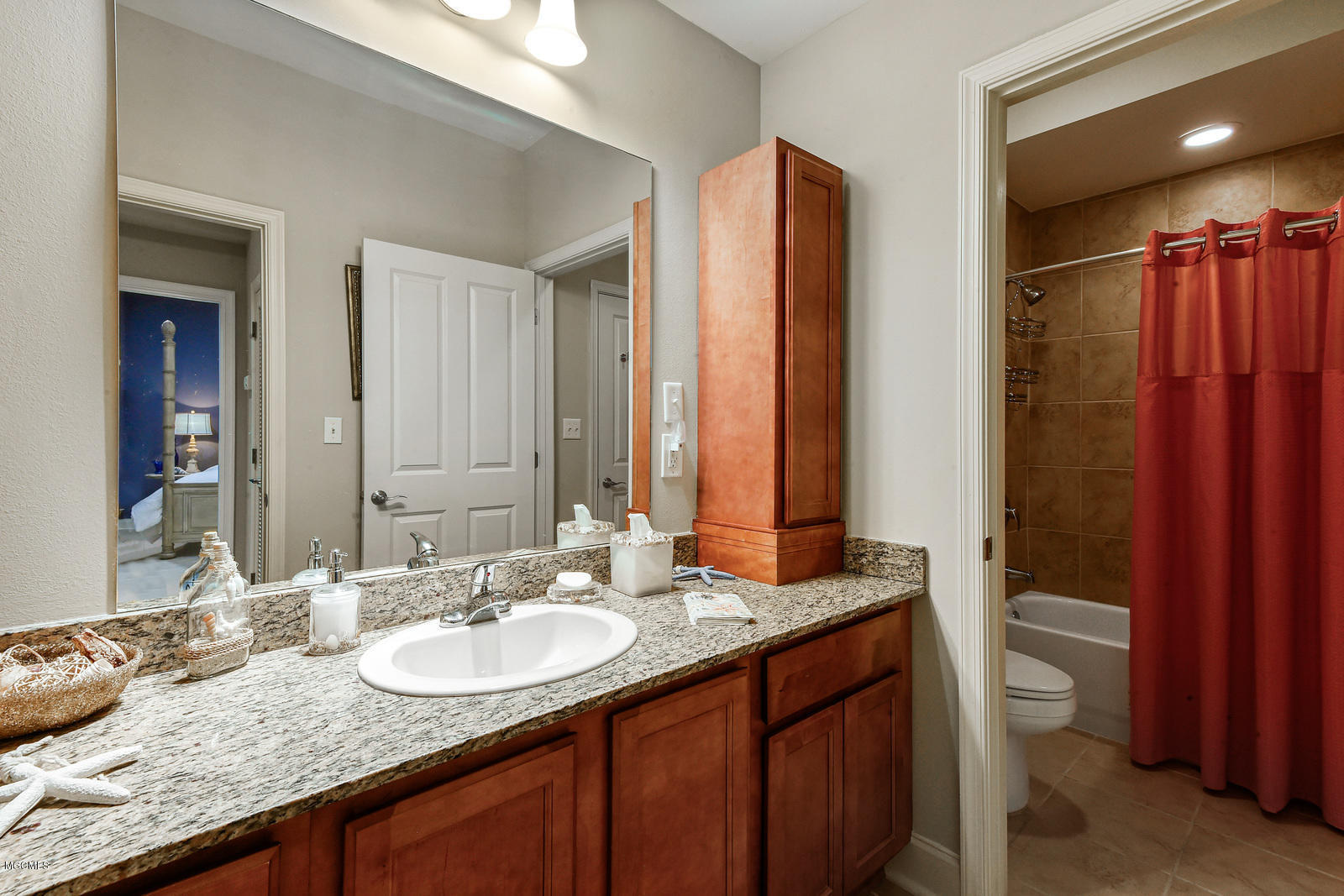 1100 W Beach Boulevard Property Photo 16