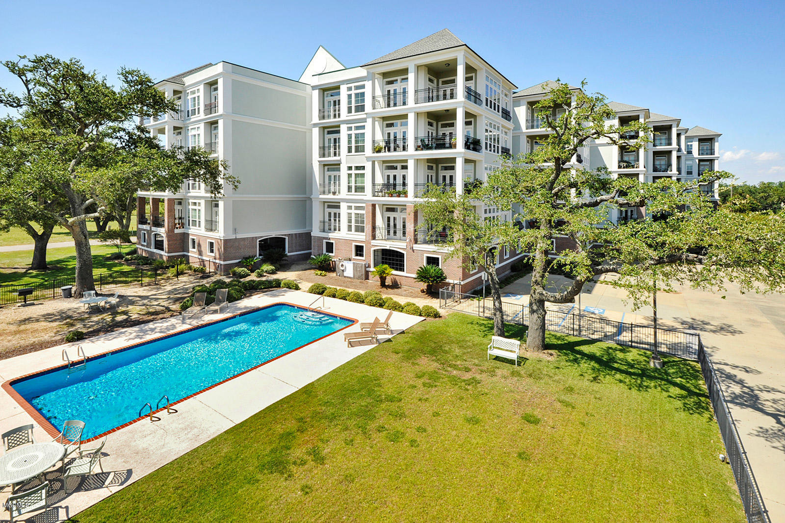 1100 W Beach Boulevard Property Photo 20