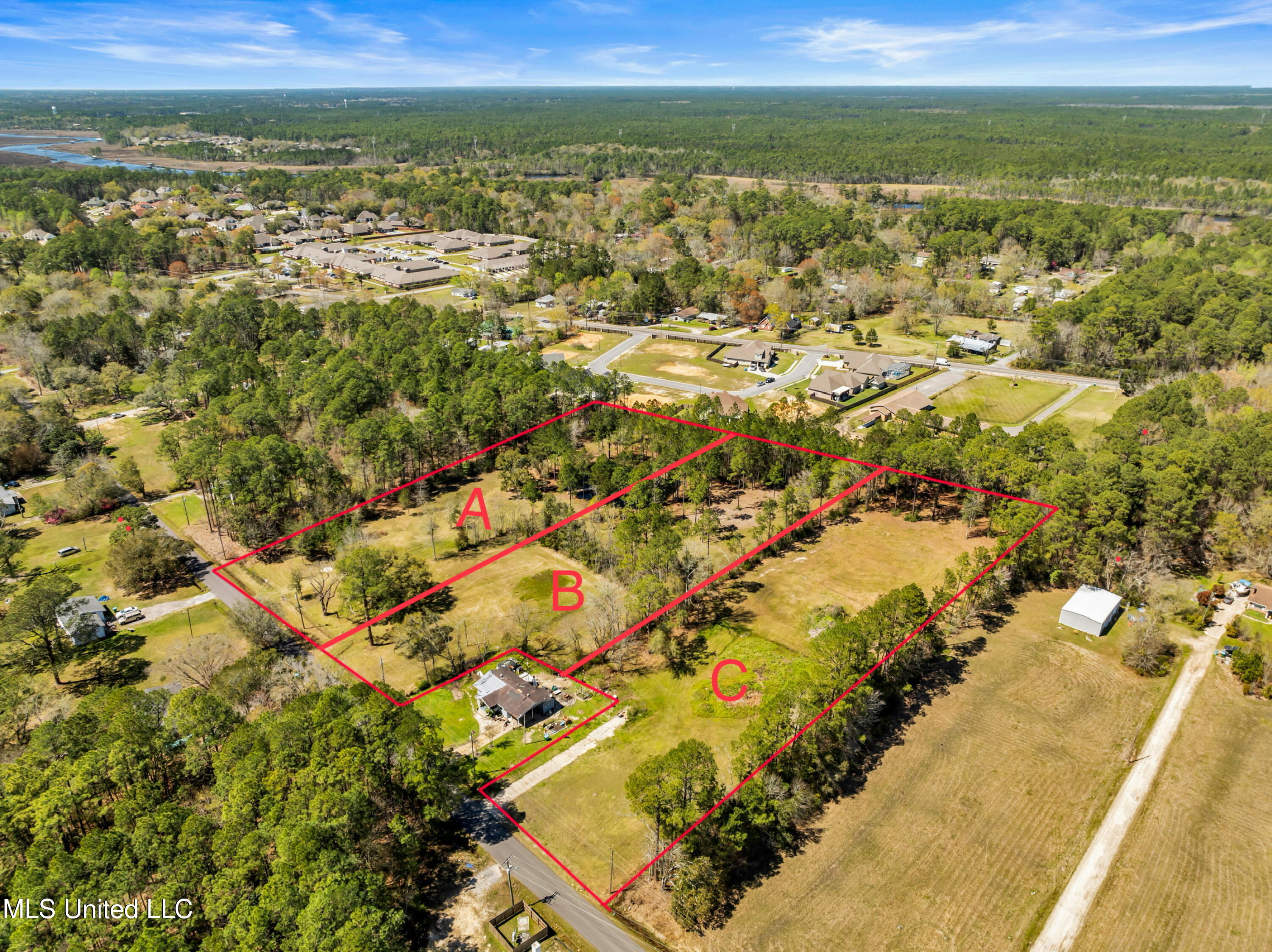 8612 Old Ccc Camp Road Property Photo 3