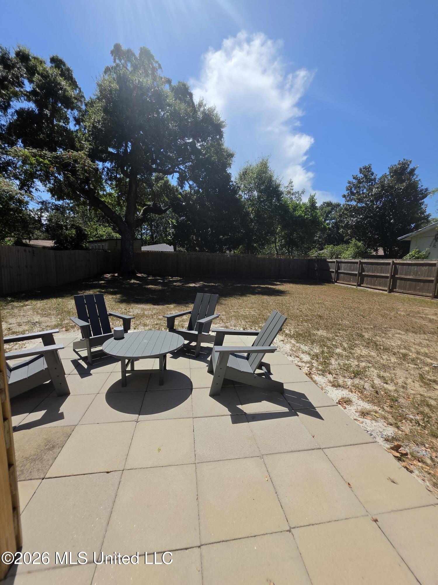 135 Eleanor Avenue Property Photo 17