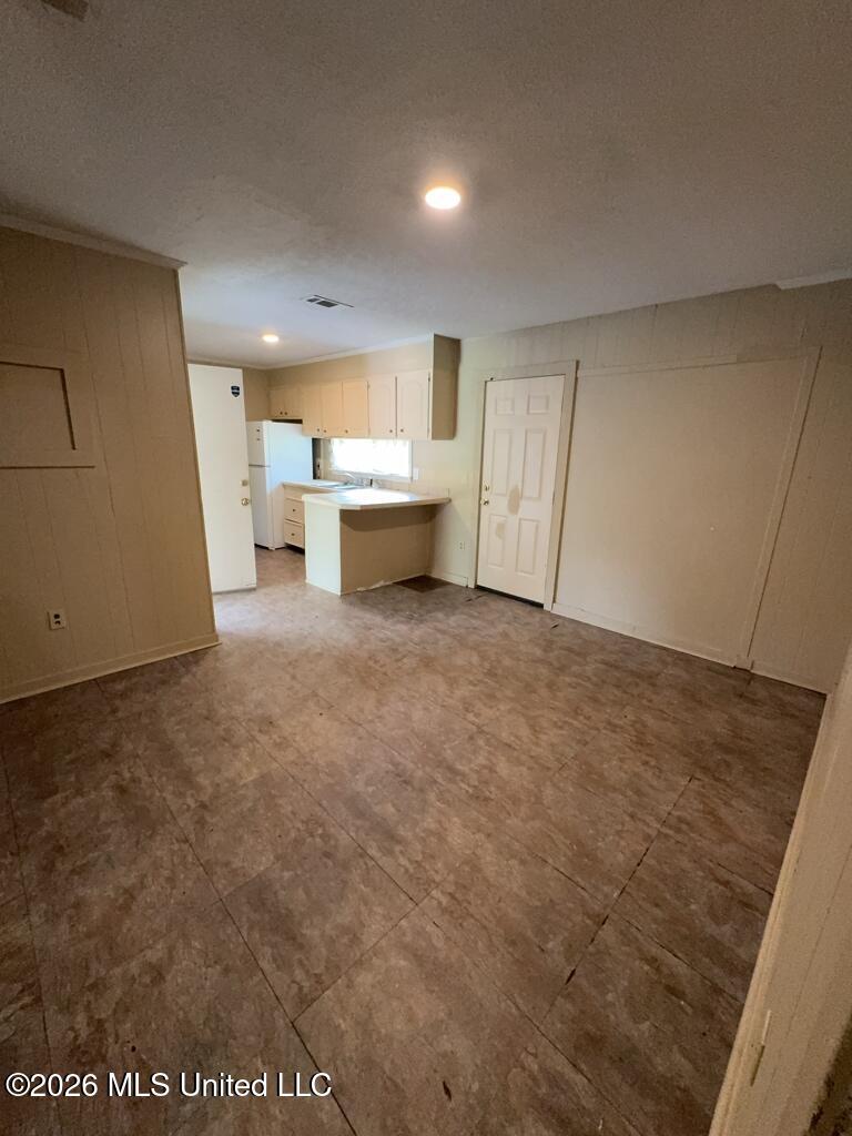 6521 Lyndon B Johnson Drive Property Photo 3