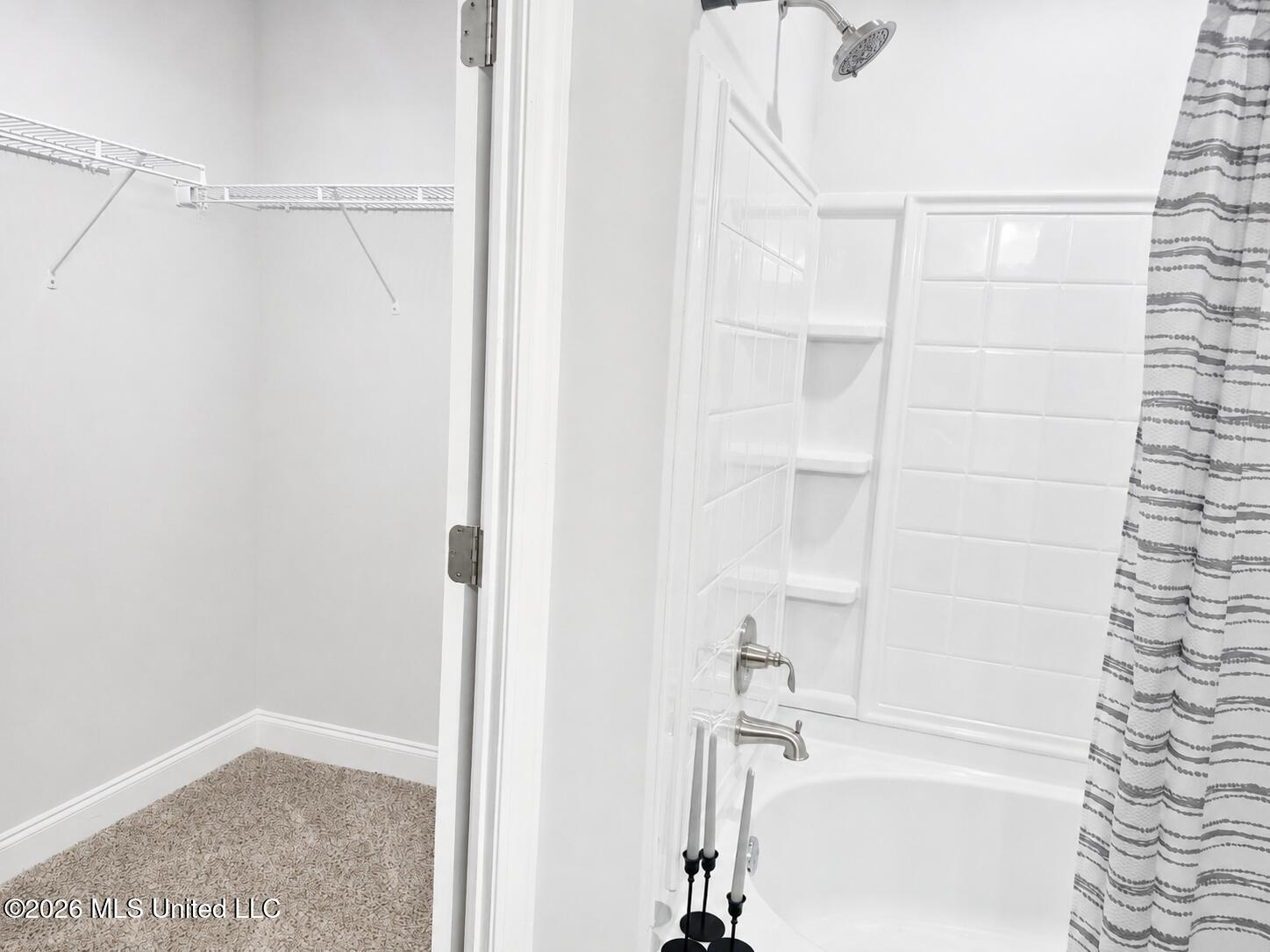 7949 Gardendale Drive Property Photo 7