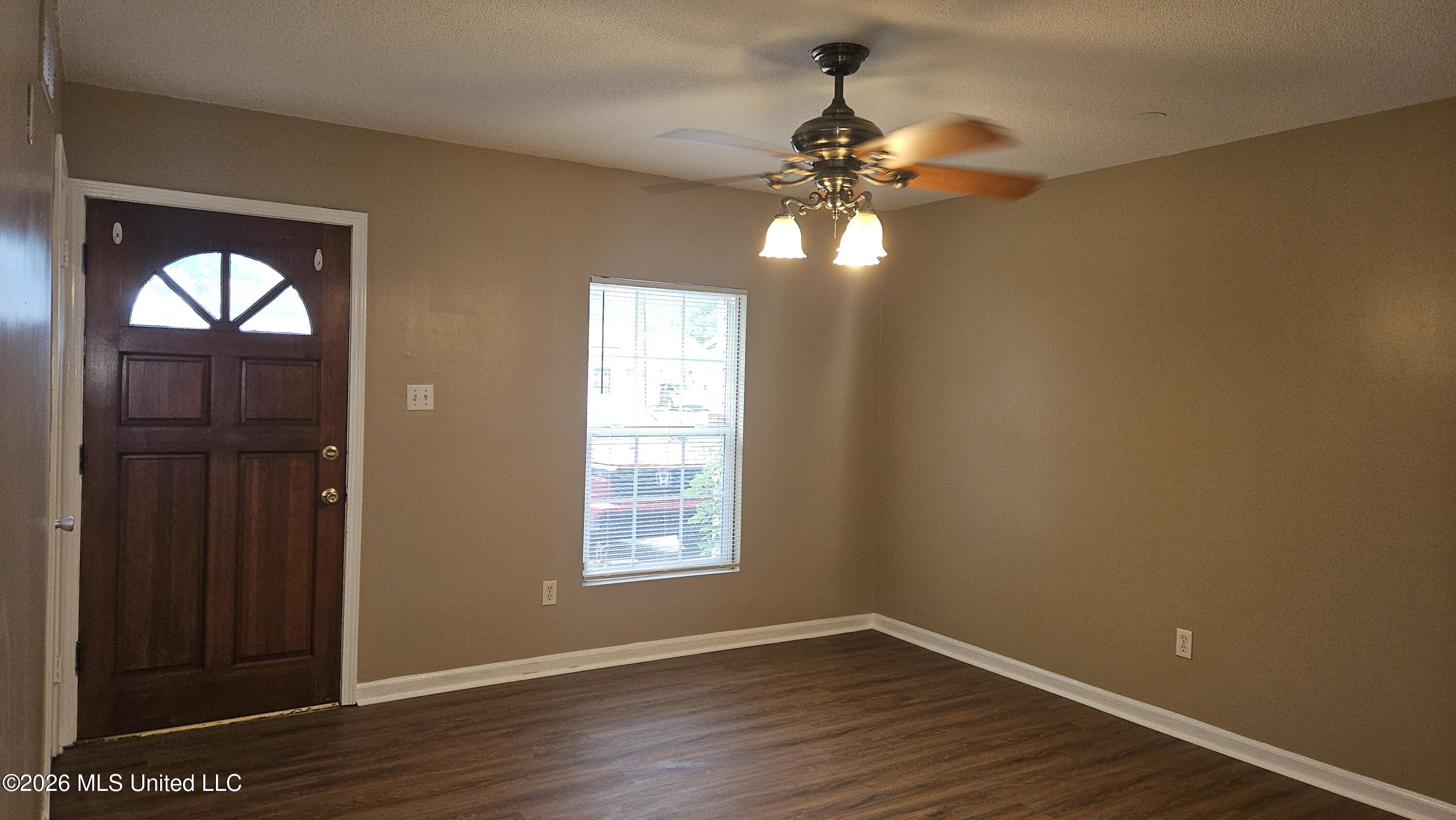 7630 Rockingham Drive Property Photo 3