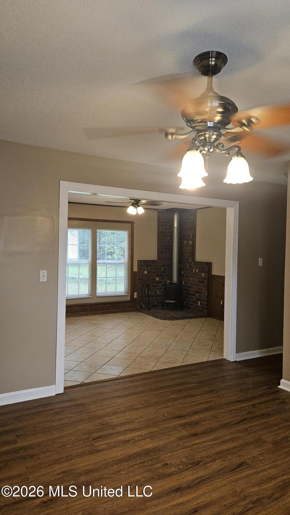 7630 Rockingham Drive Property Photo 4
