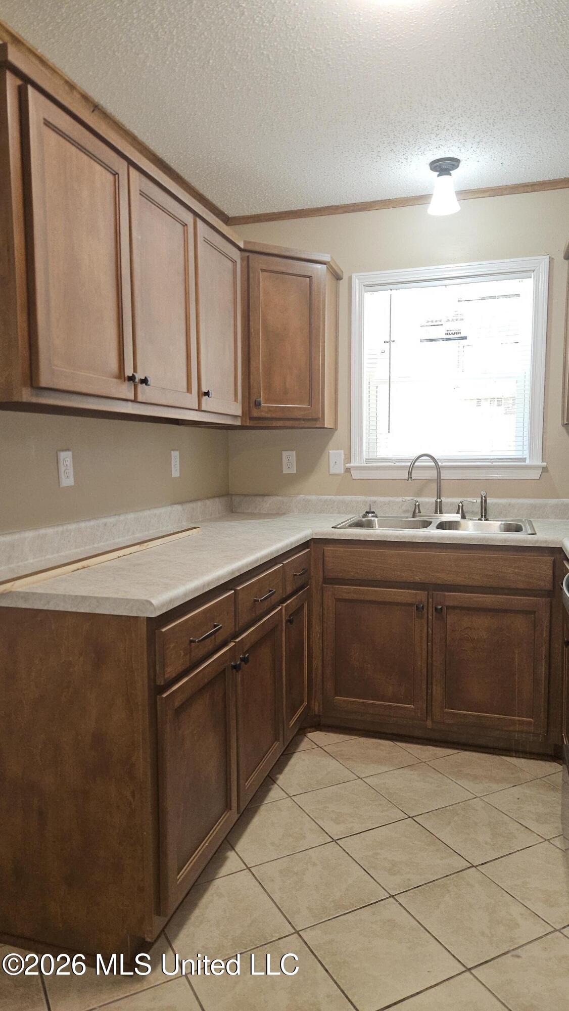 7630 Rockingham Drive Property Photo 8