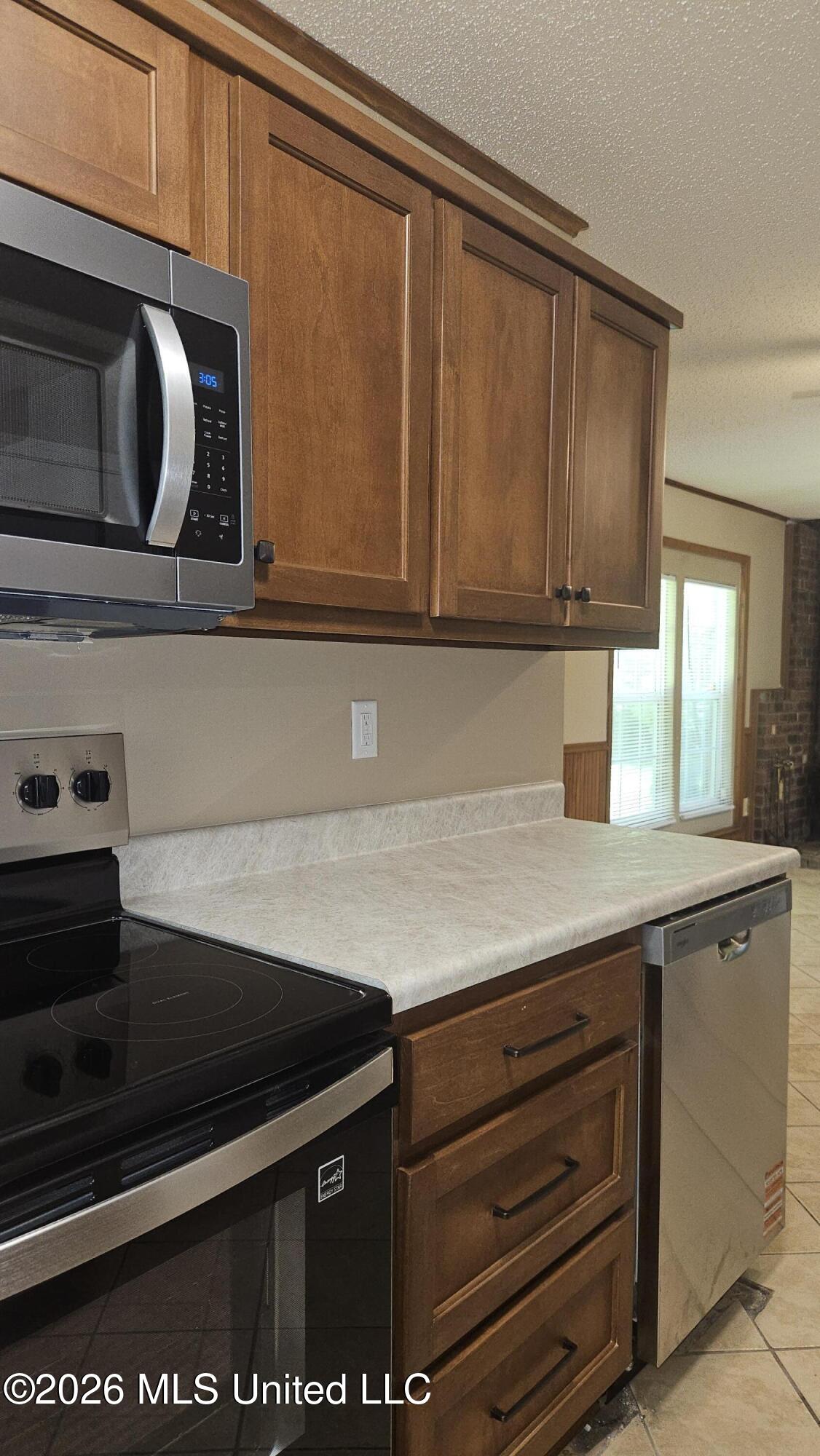 7630 Rockingham Drive Property Photo 10