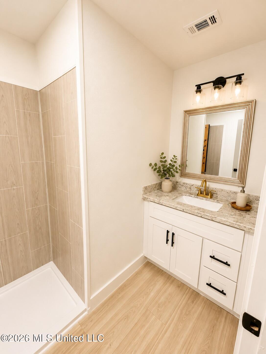 5114 Bay Street Property Photo 16