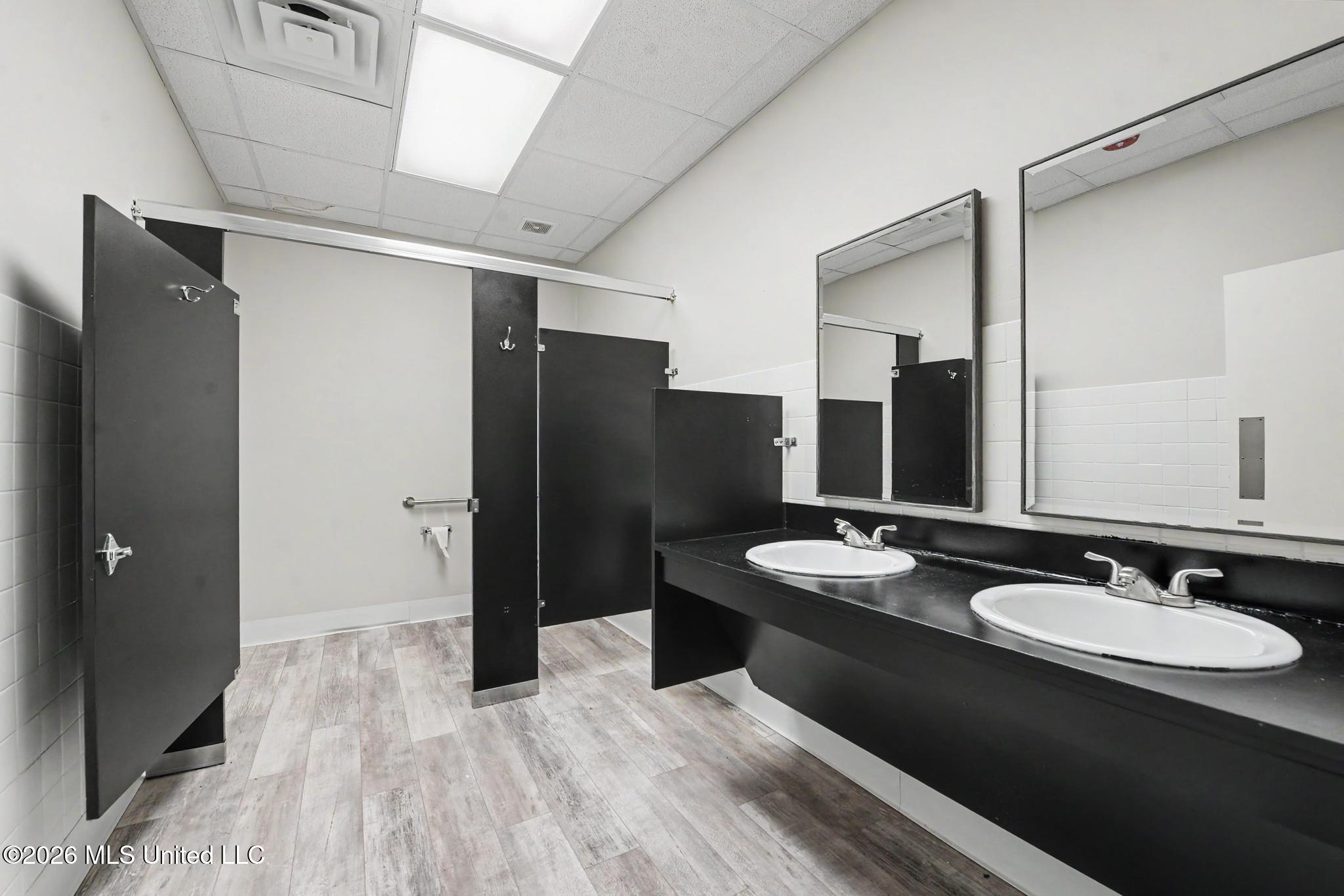 1832 E Pass Road Property Photo 20