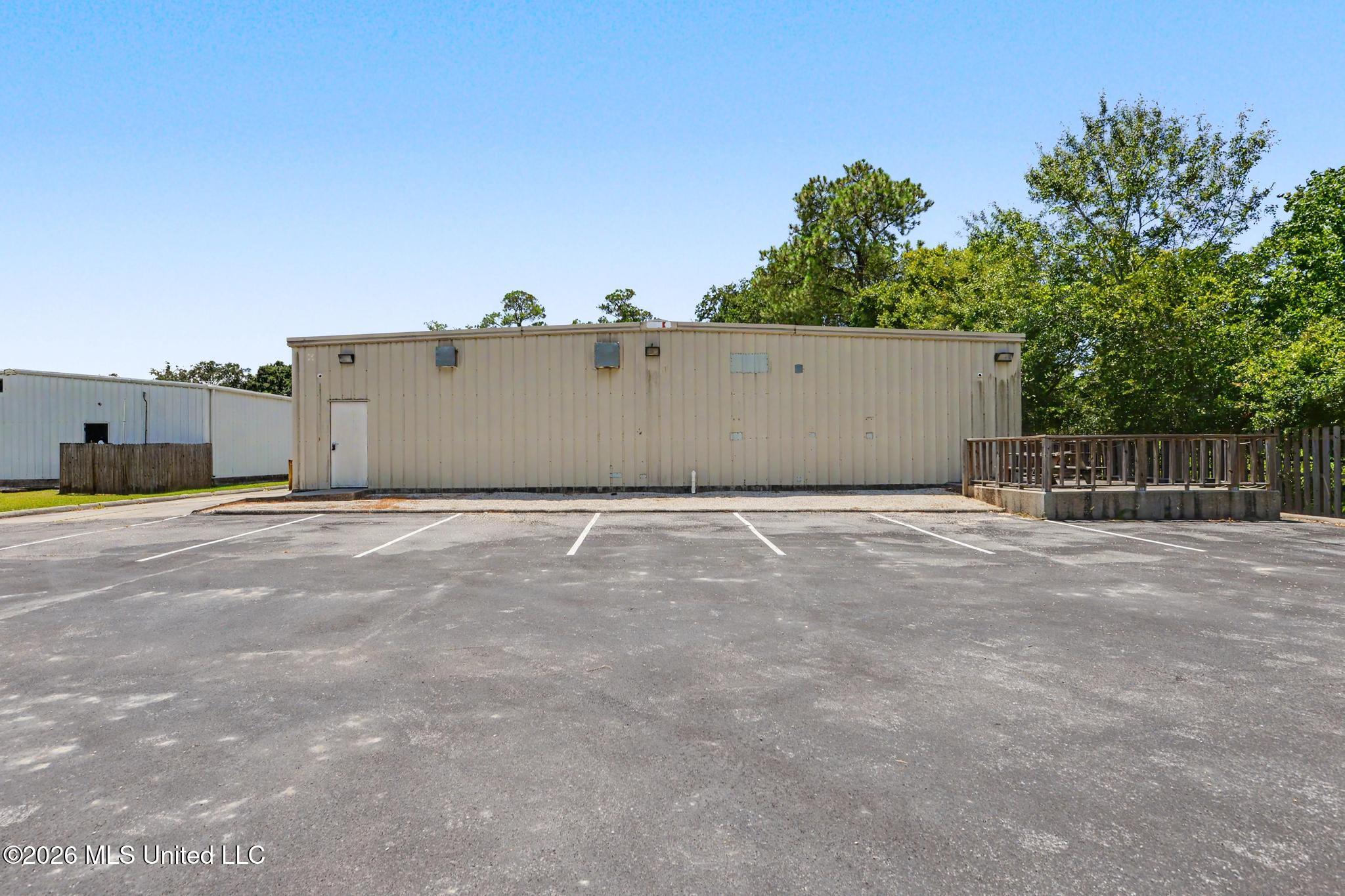 1832 E Pass Road Property Photo 28