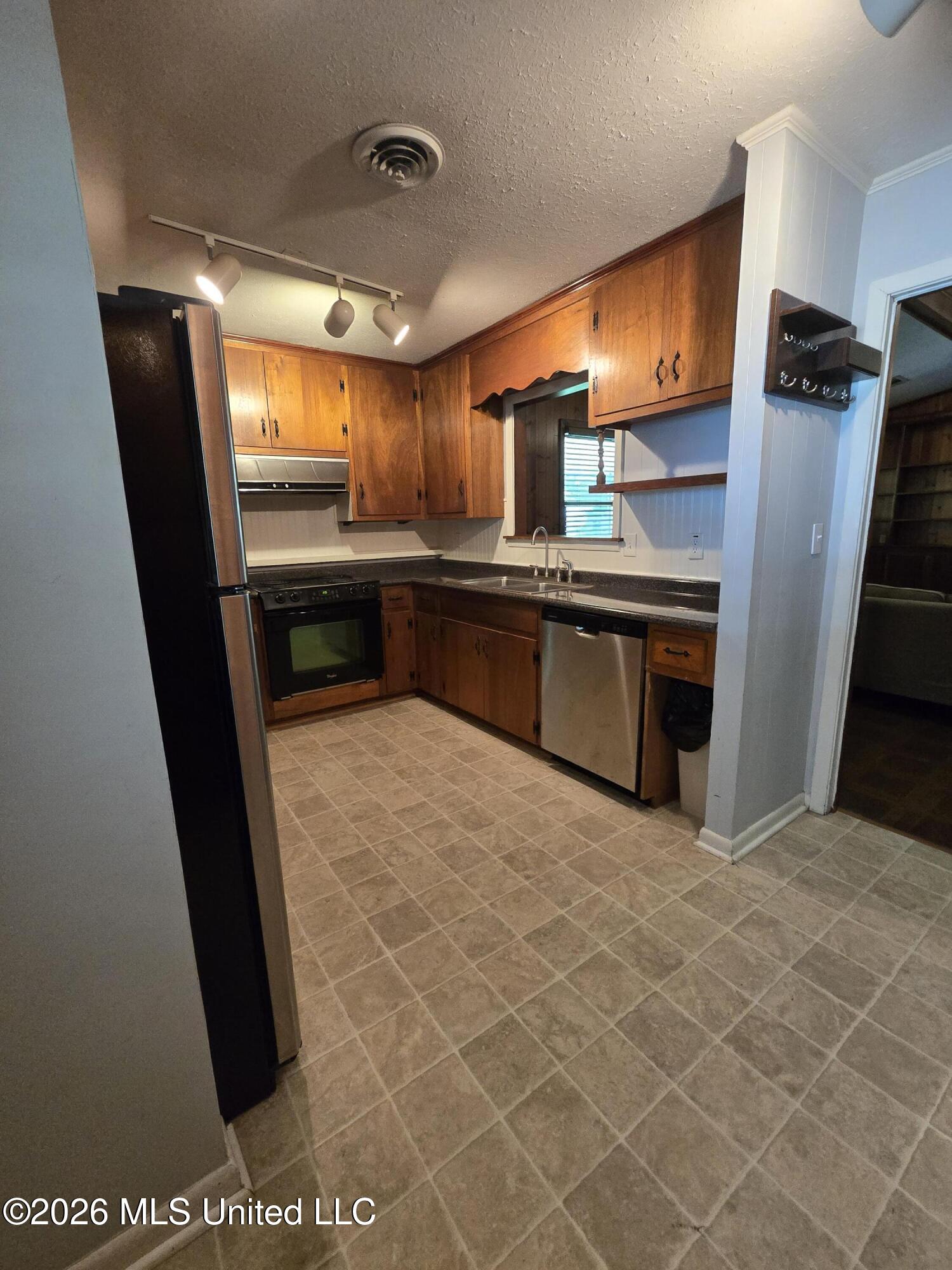 505 Dahaja Circle Property Photo 8