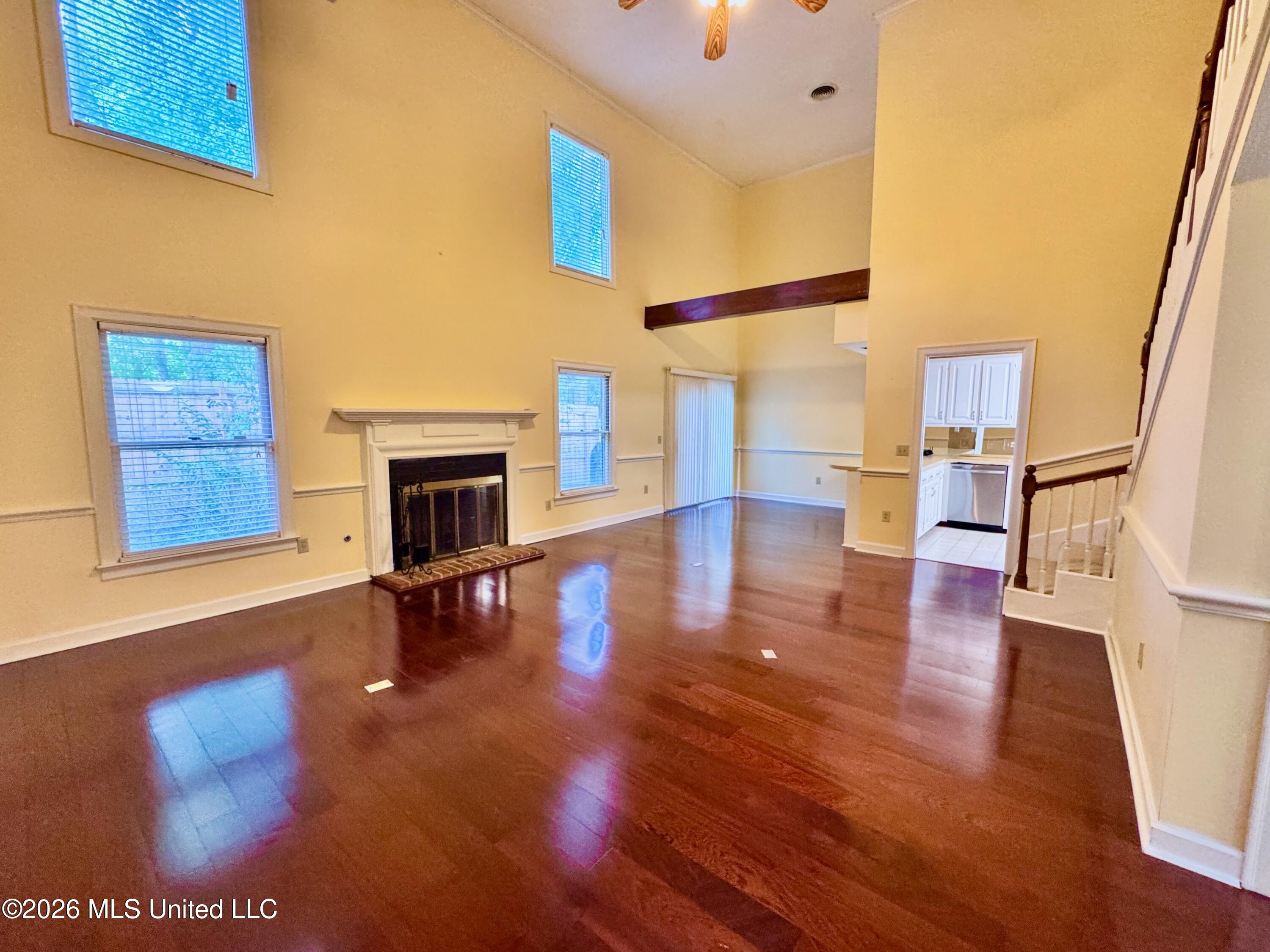 26 Autumn Park Property Photo 5