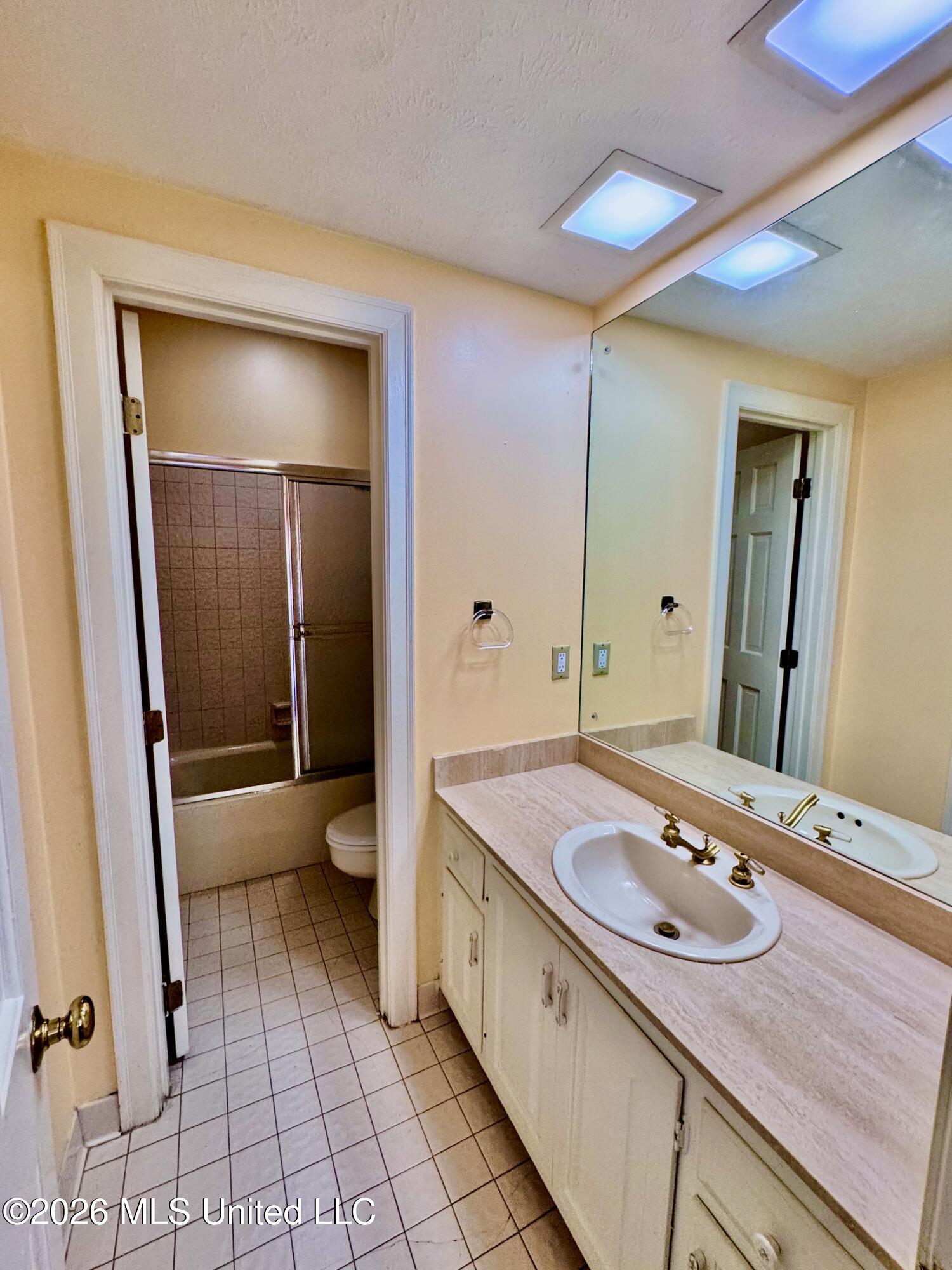 26 Autumn Park Property Photo 19