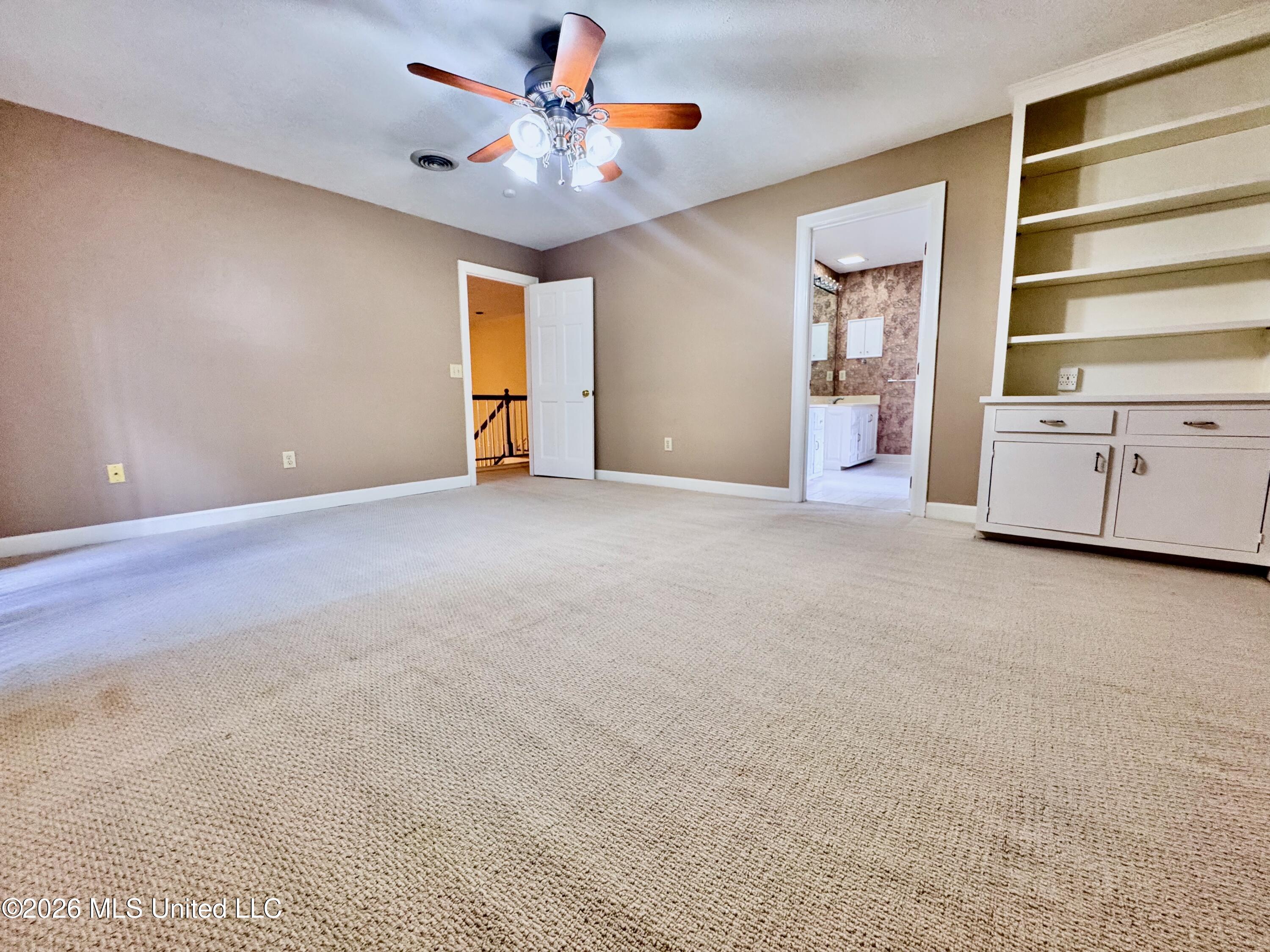 26 Autumn Park Property Photo 22
