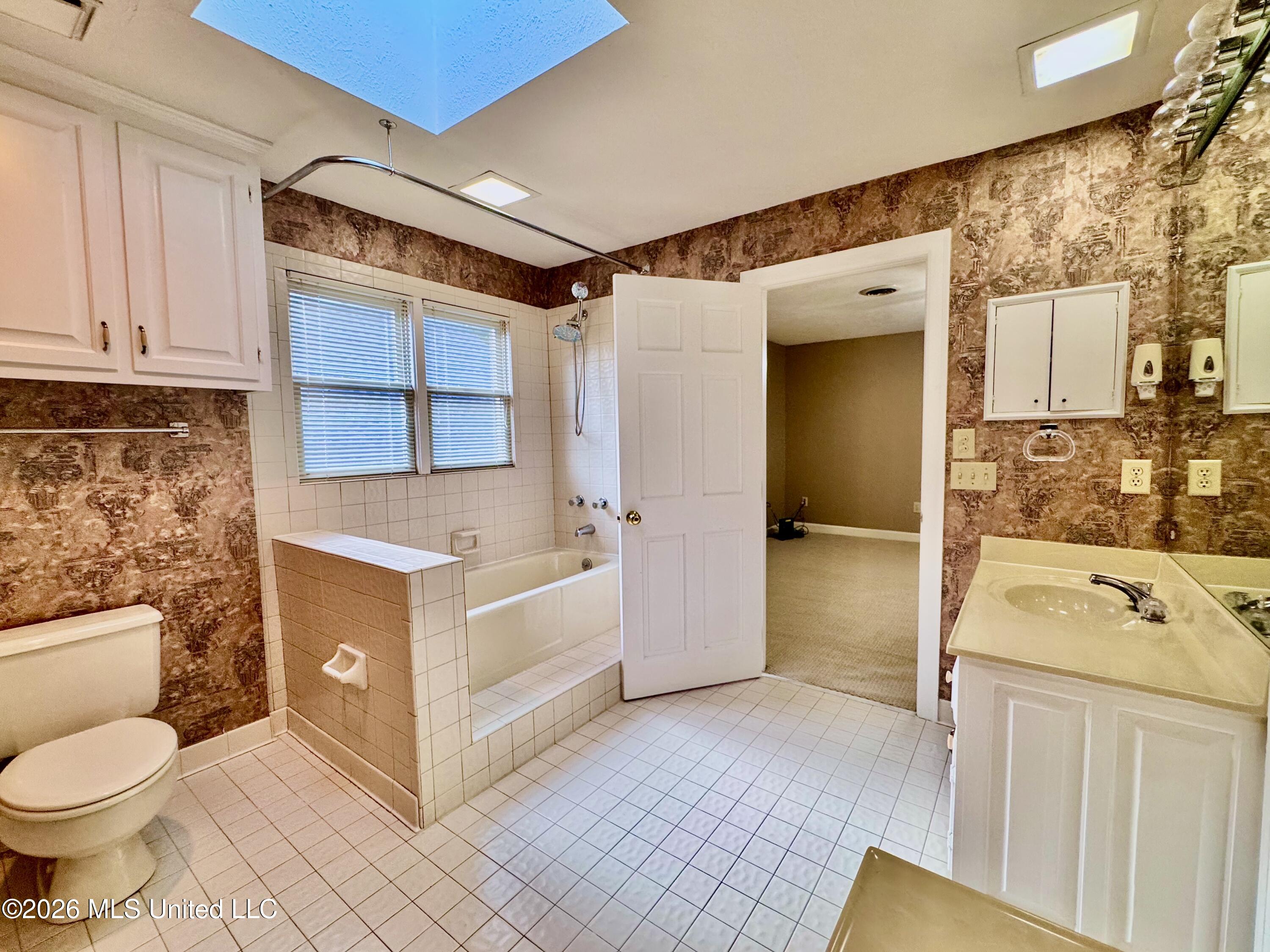 26 Autumn Park Property Photo 24