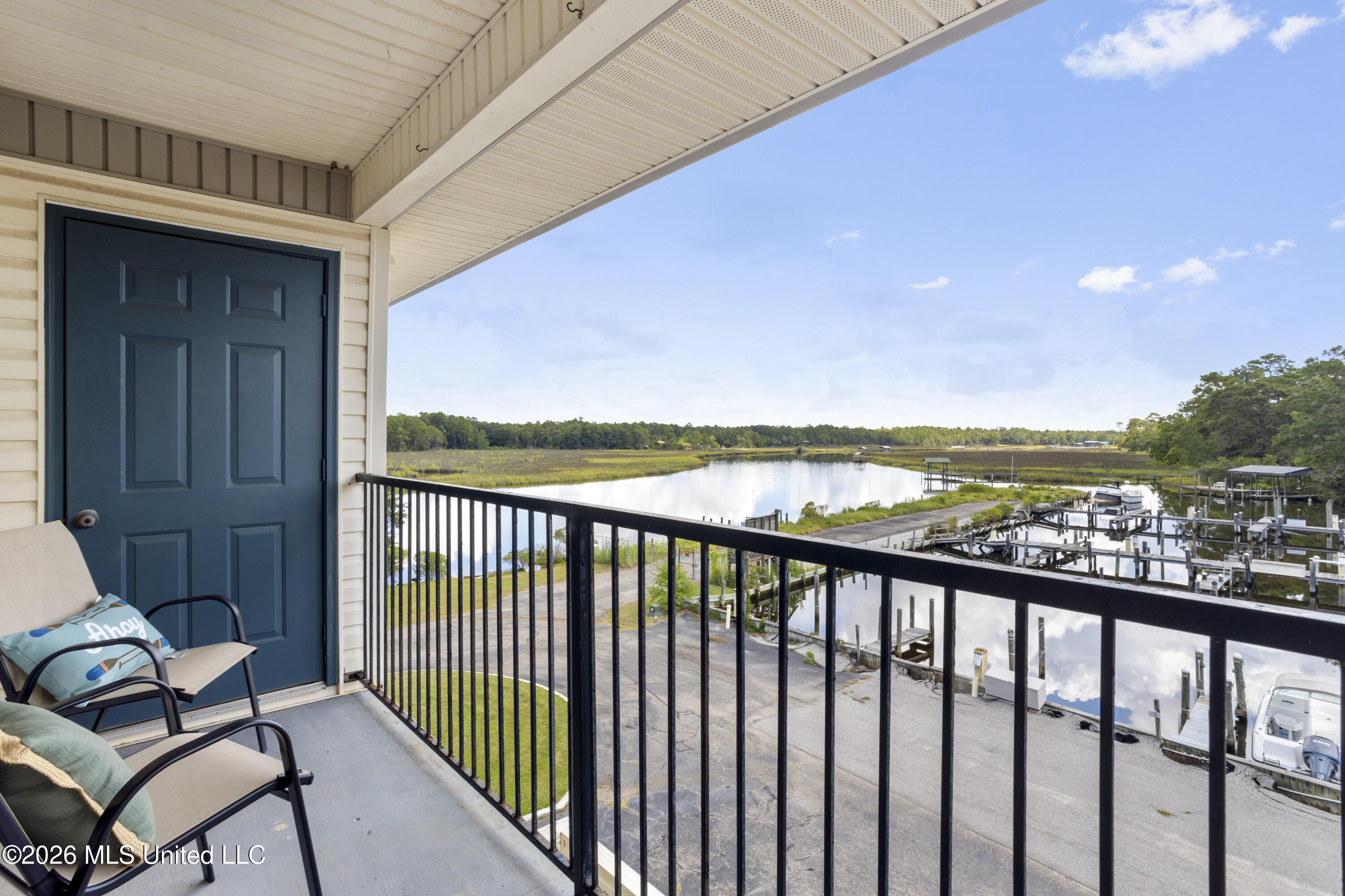 3230 Cumberland Road Property Photo 6